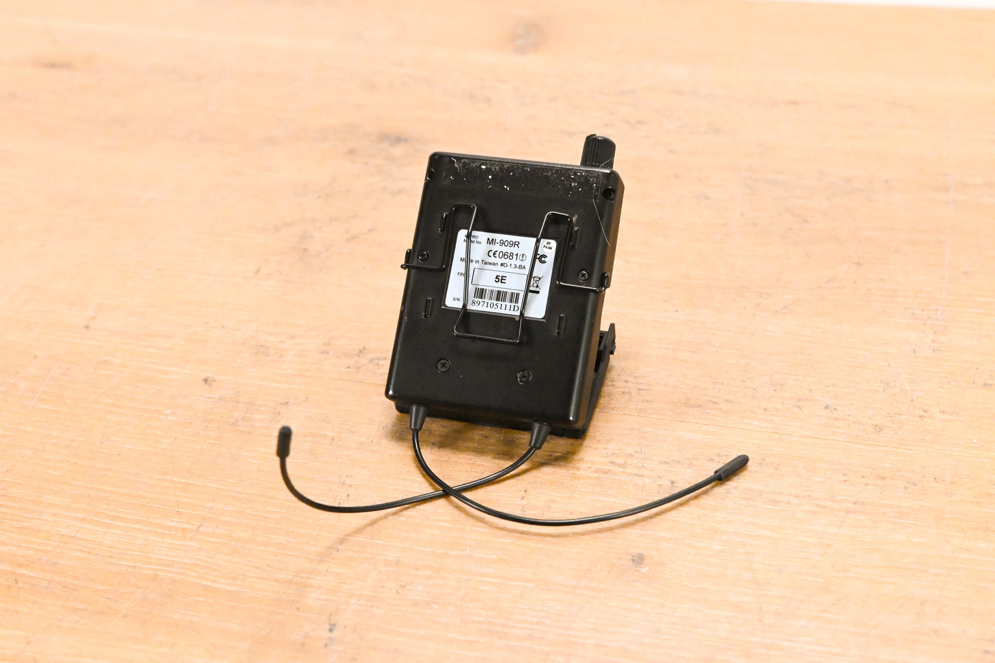 Mipro MI-909T/R Digital IEM System - 5E Range: 480-544 MHz (NO PSU)