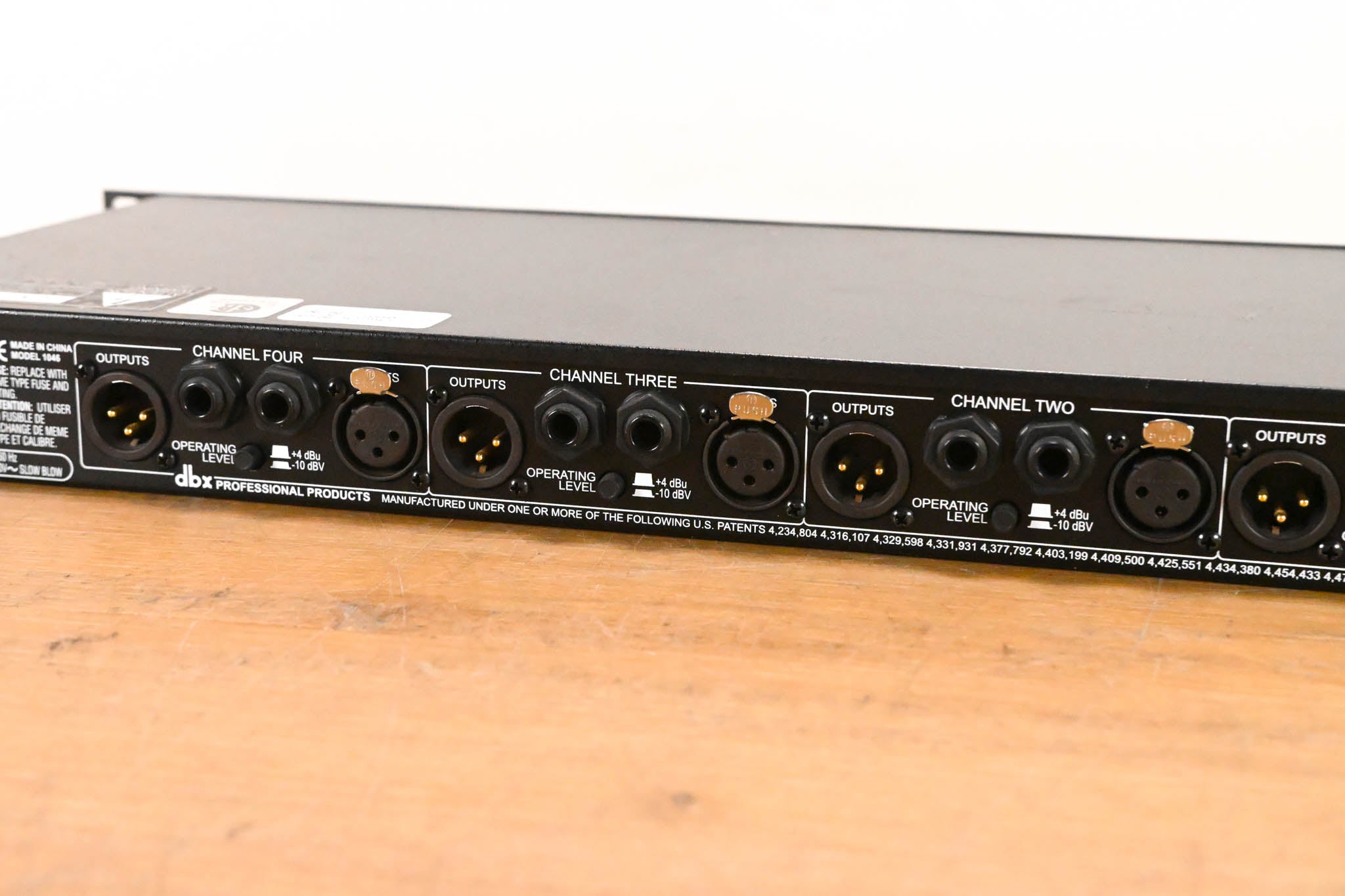dbx 1046 Quad Compressor/Limiter