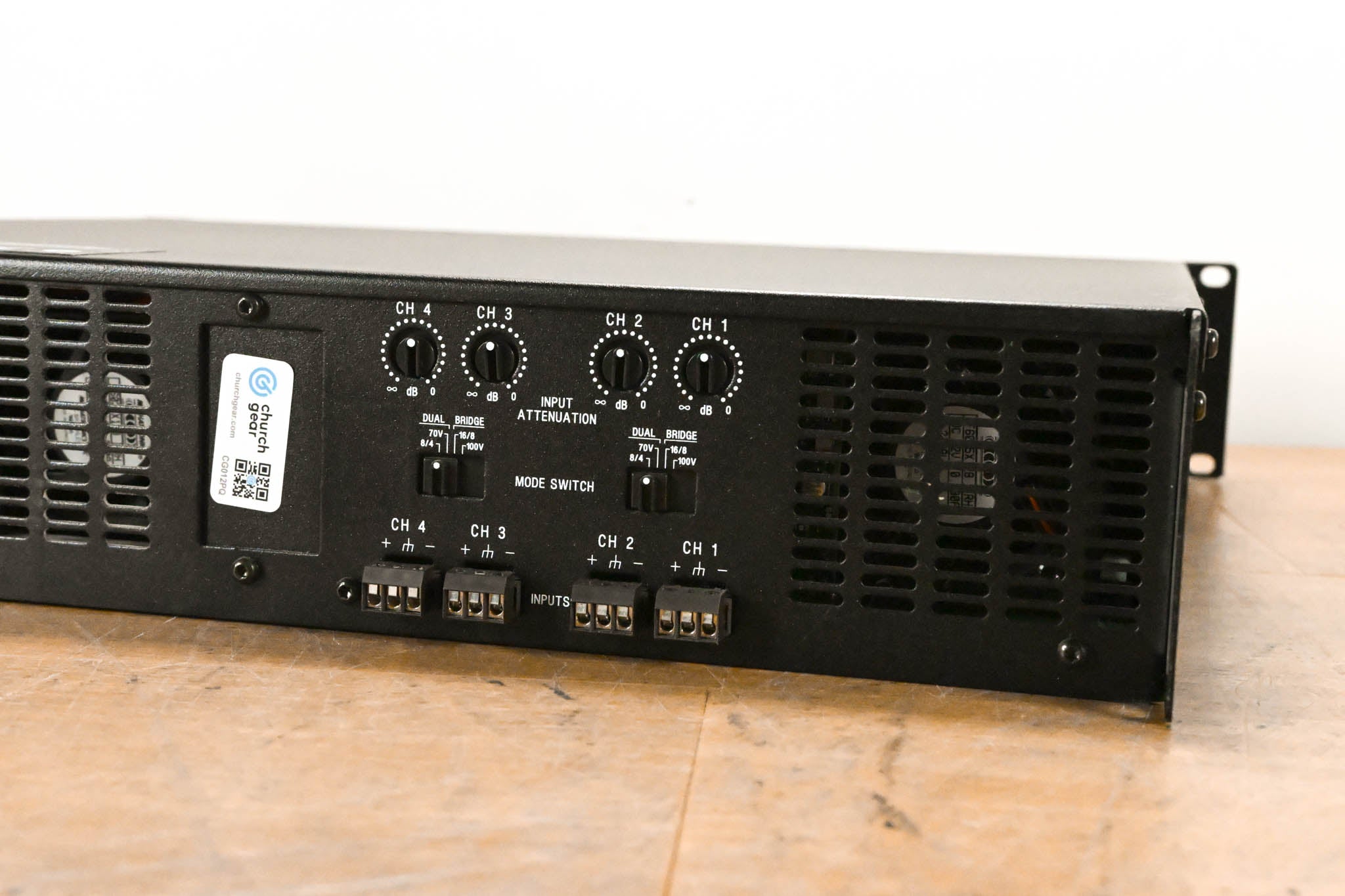 Crown CTs 4200 Four-Channel, 260W Power Amplifier