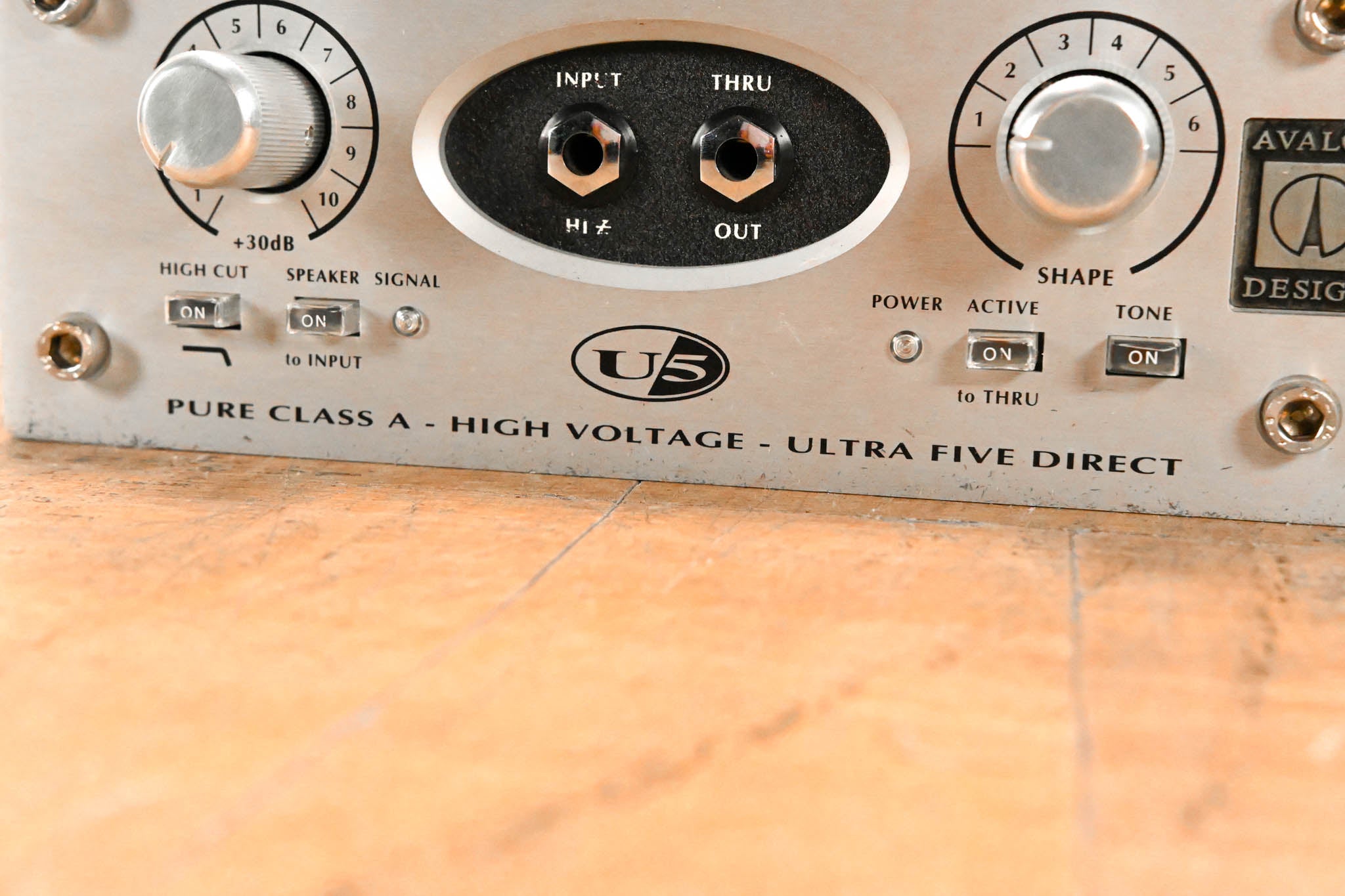 Avalon U5 Active Instrument Direct Box and Preamp