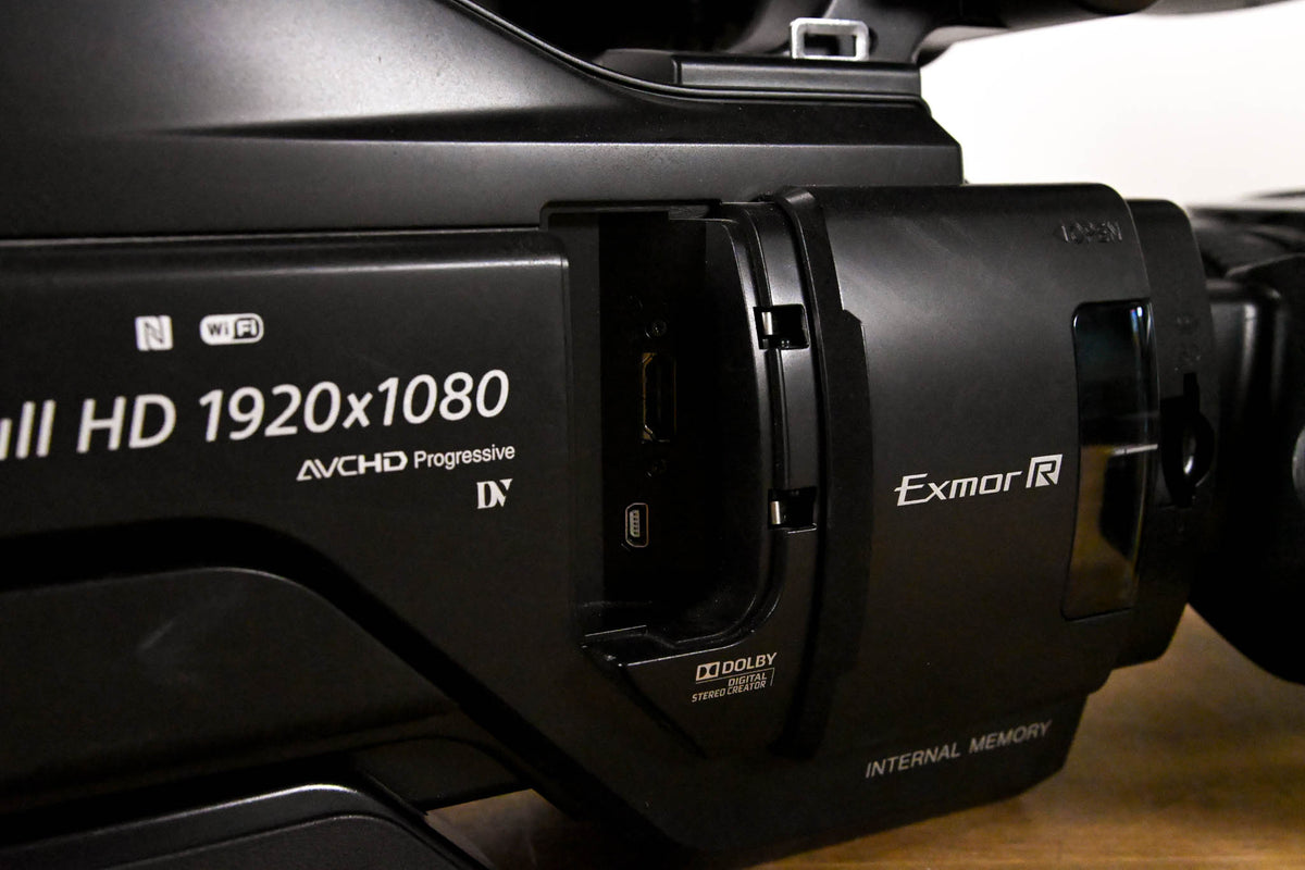 Sony HXR-MC2500 1/4-inch Exmor R CMOS Sensor HD / SD AVCHD Camcorder