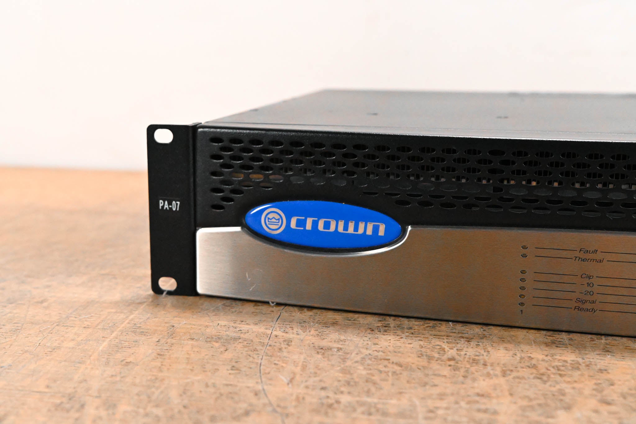 Crown CTs 3000 Two-Channel 1500W Power Amplifier