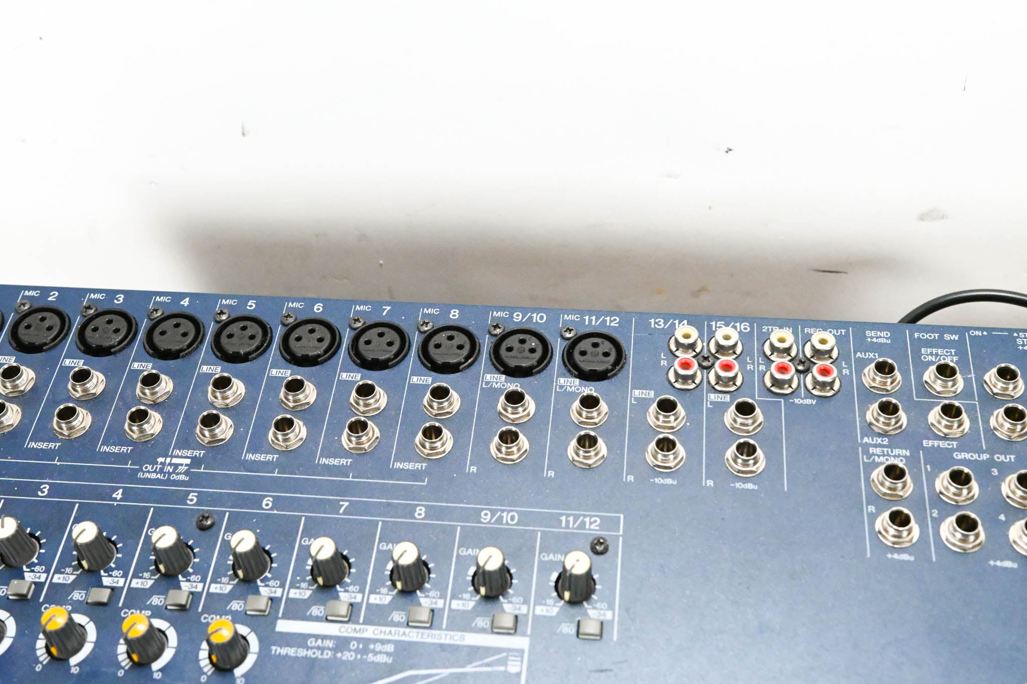 Yamaha MG166CX-USB 16-Channel 4-Bus Rack-Mountable Mixer with USB
