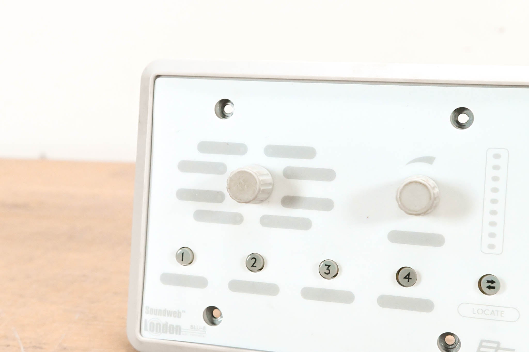 BSS BLU-8 Programmable Zone Controller (NO POWER SUPPLY)