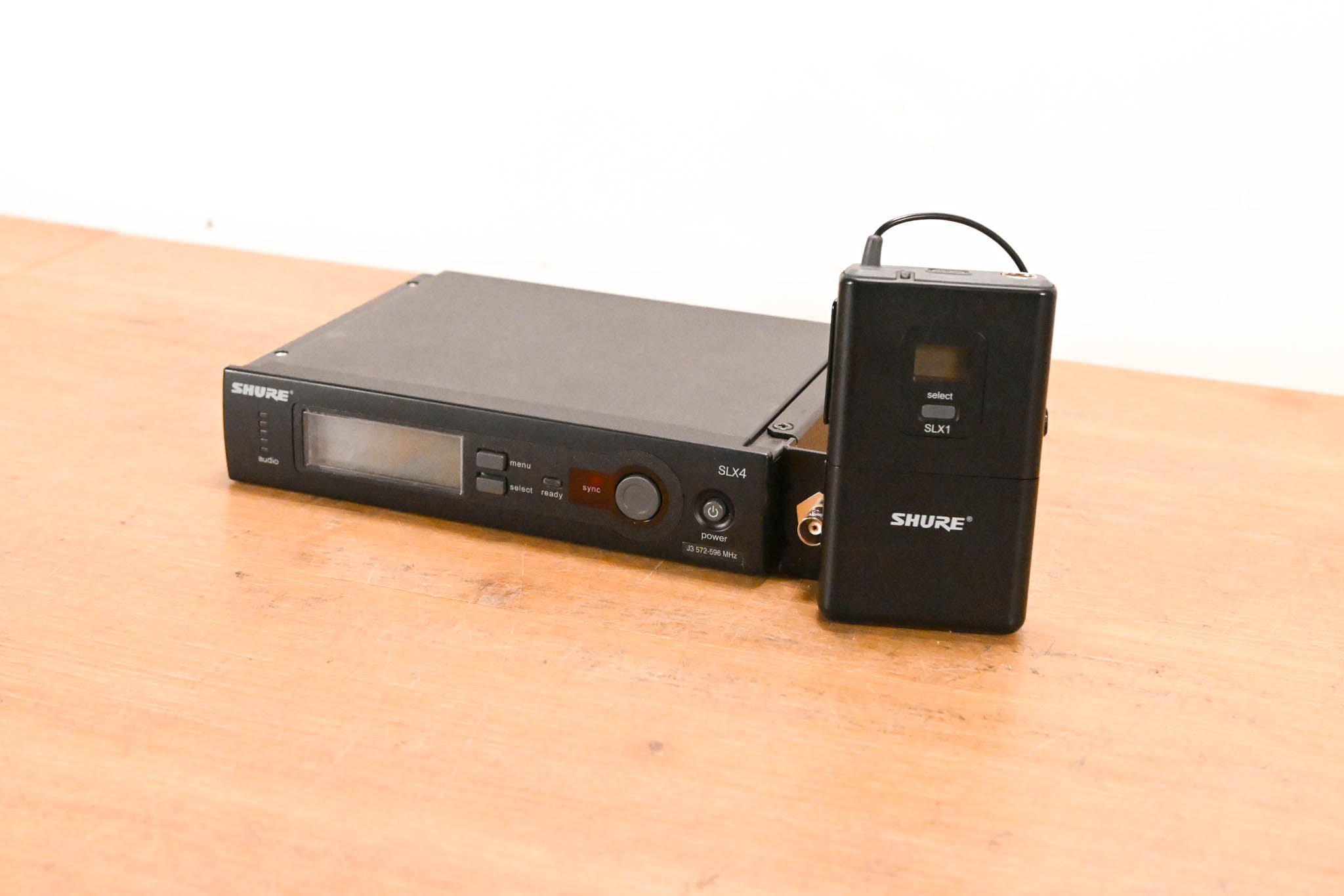 Shure SLX14 Bodypack Wireless System - J3 Band (NO POWER SUPPLY)