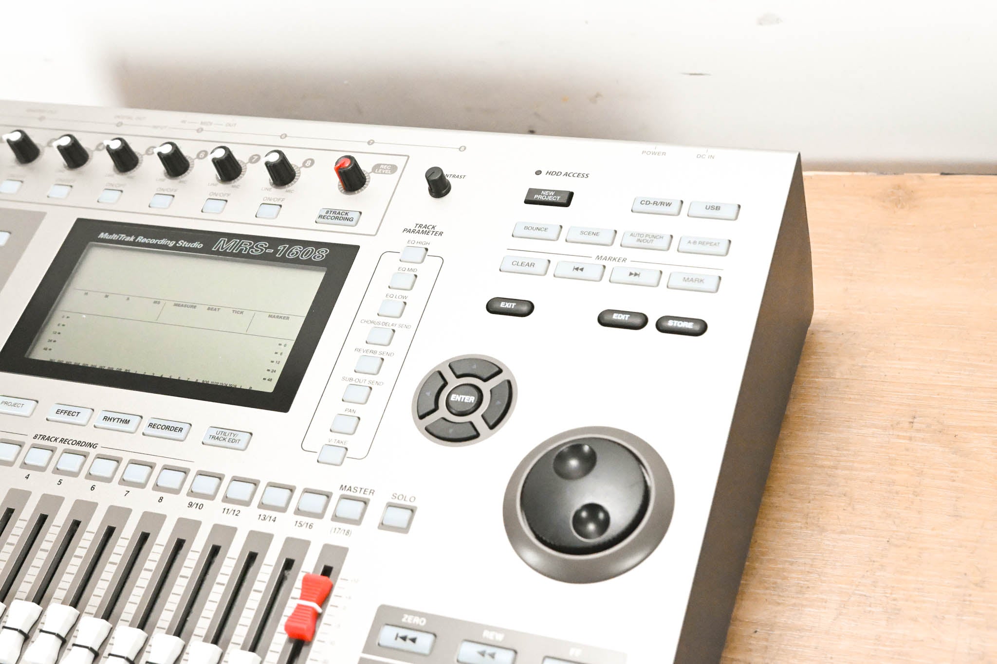 Zoom MRS-1608 16-Track Digital Multitracker (NO POWER SUPPLY)