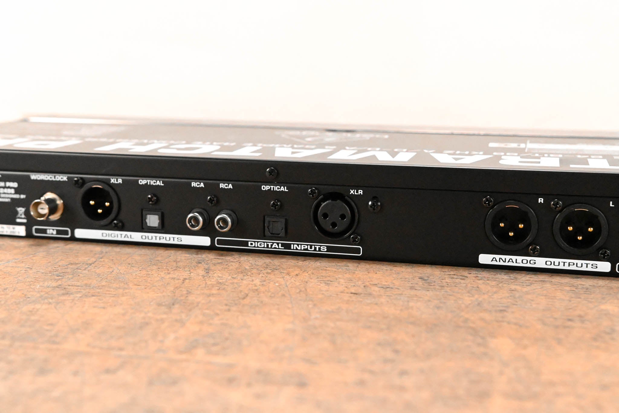 Behringer ULTRAMATCH PRO SRC2496 Sample Rate Converter