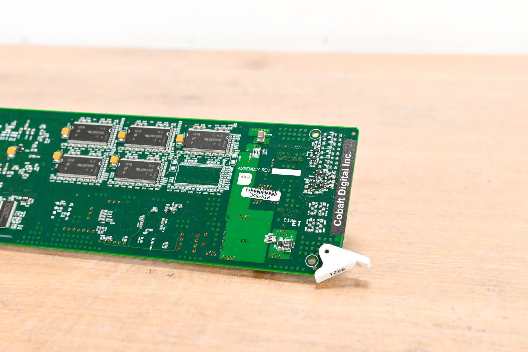 Cobalt 9821 HD/SD-SDI IO Downconverter Card