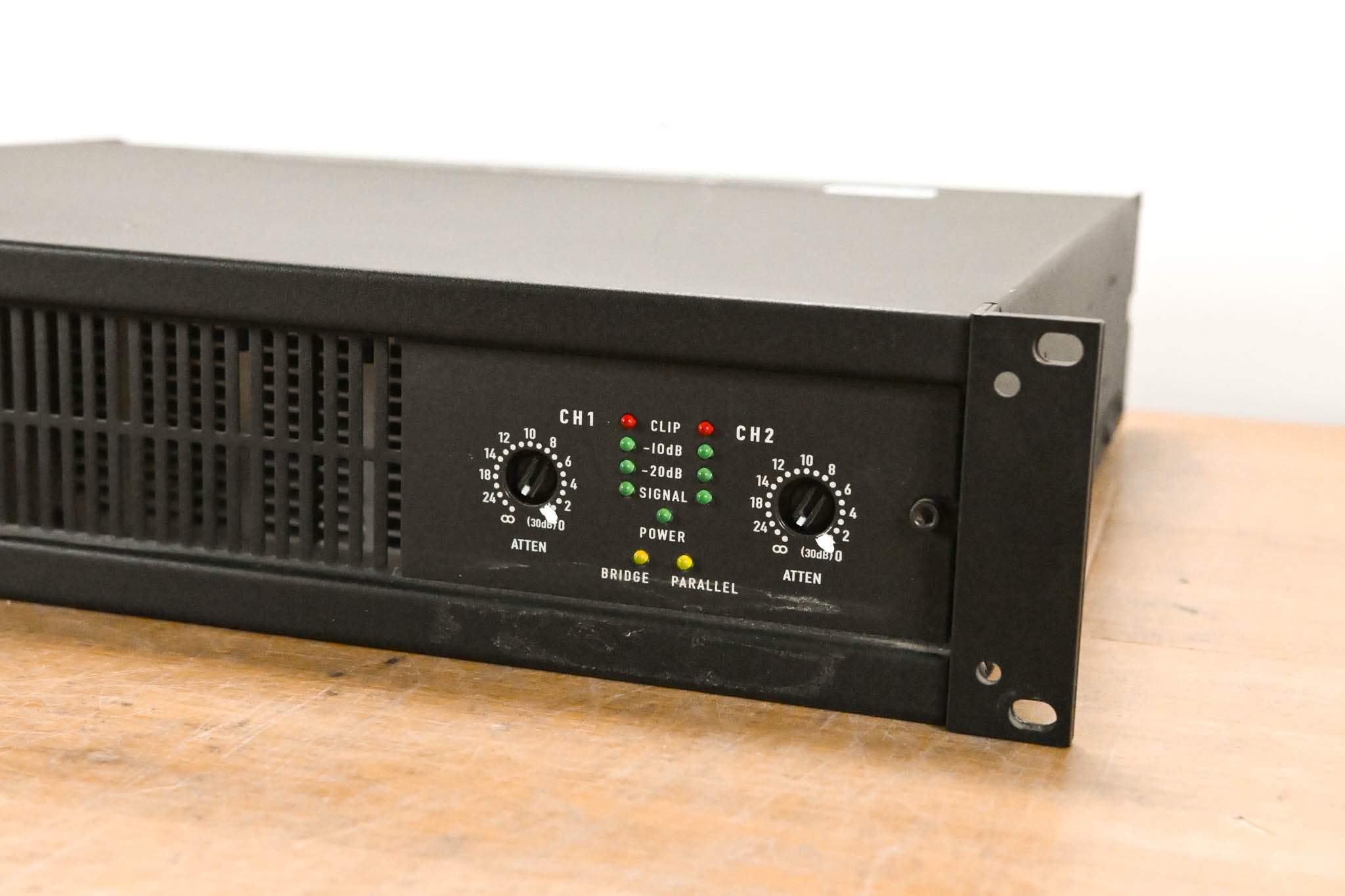 QSC CX302 2-Channel Power Amplifier