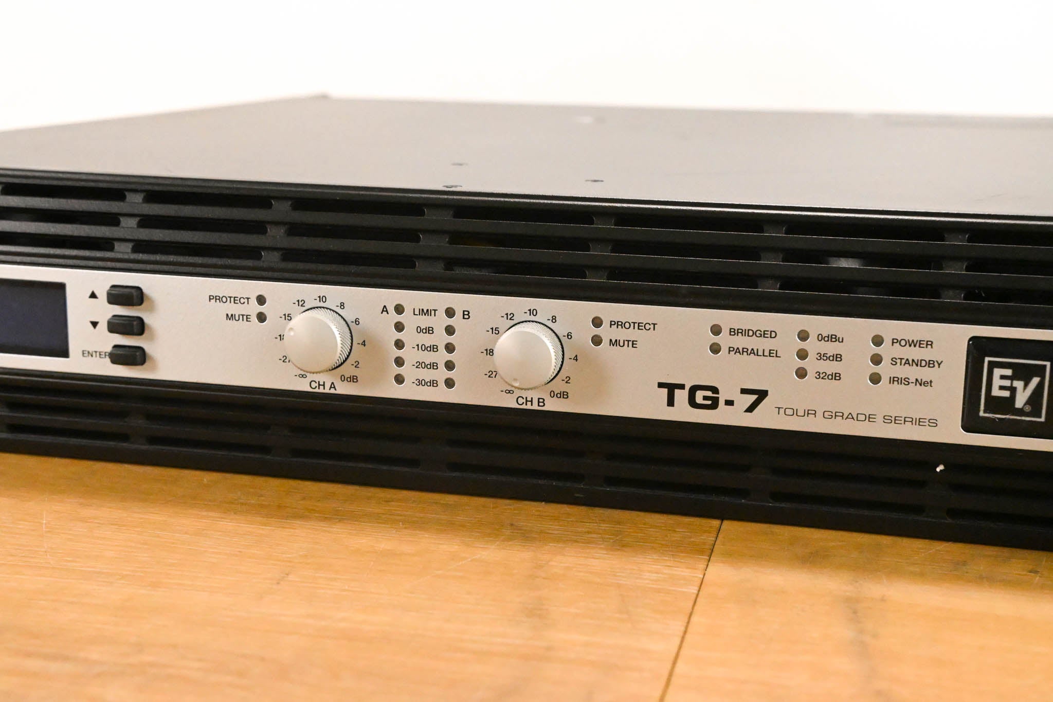 Electro-Voice (EV) TG-7 Tour-Grade Stereo Power Amplifier