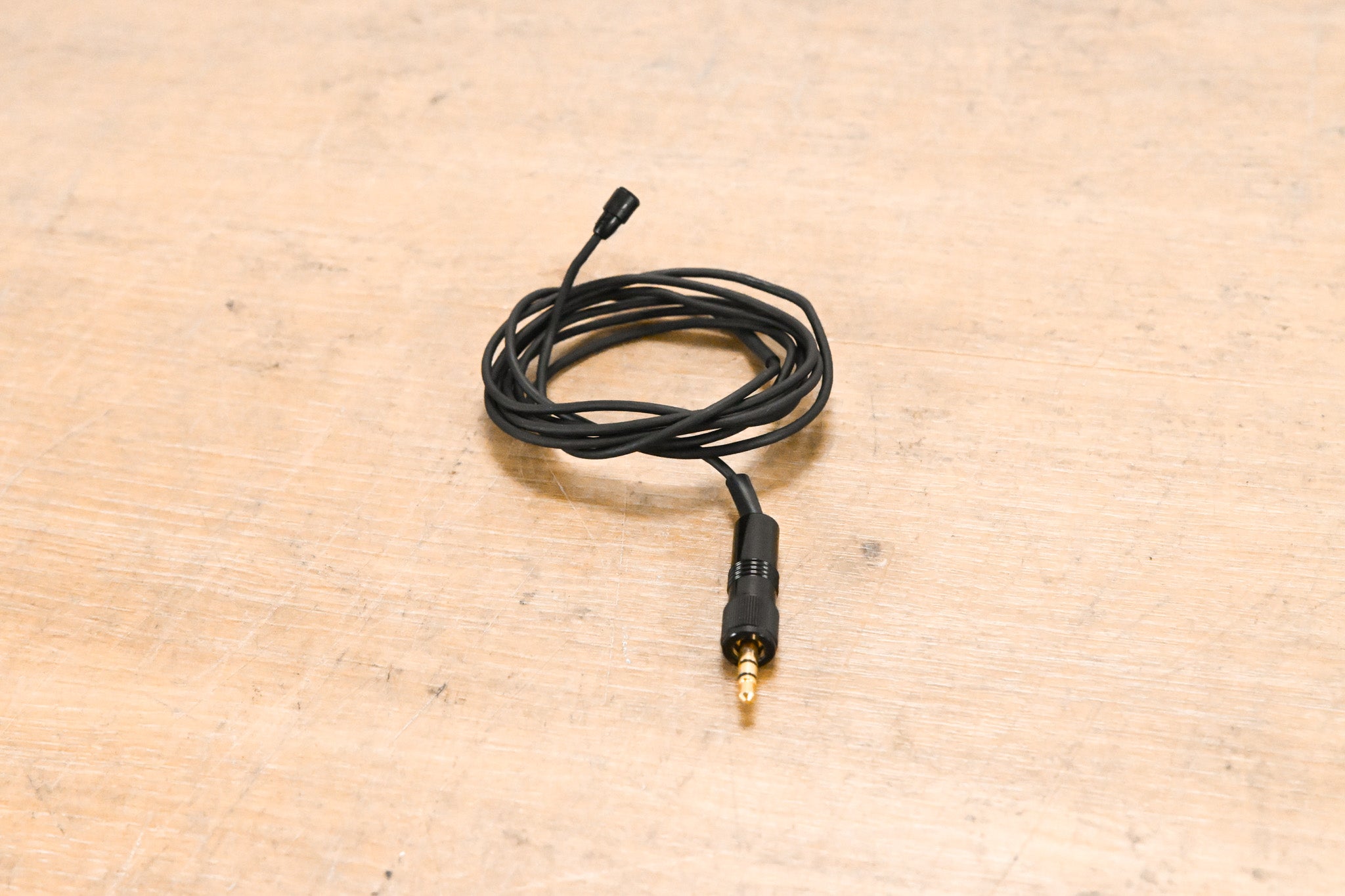 Sennheiser MKE 2 Lavalier Lapel Microphone w/ Locking 3.5mm Connector