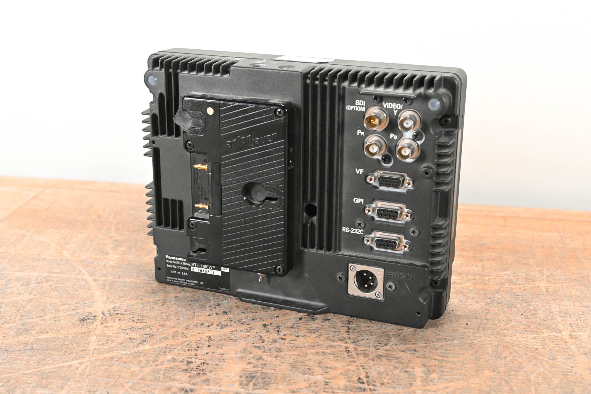 Panasonic BT-LH80WP 7.9