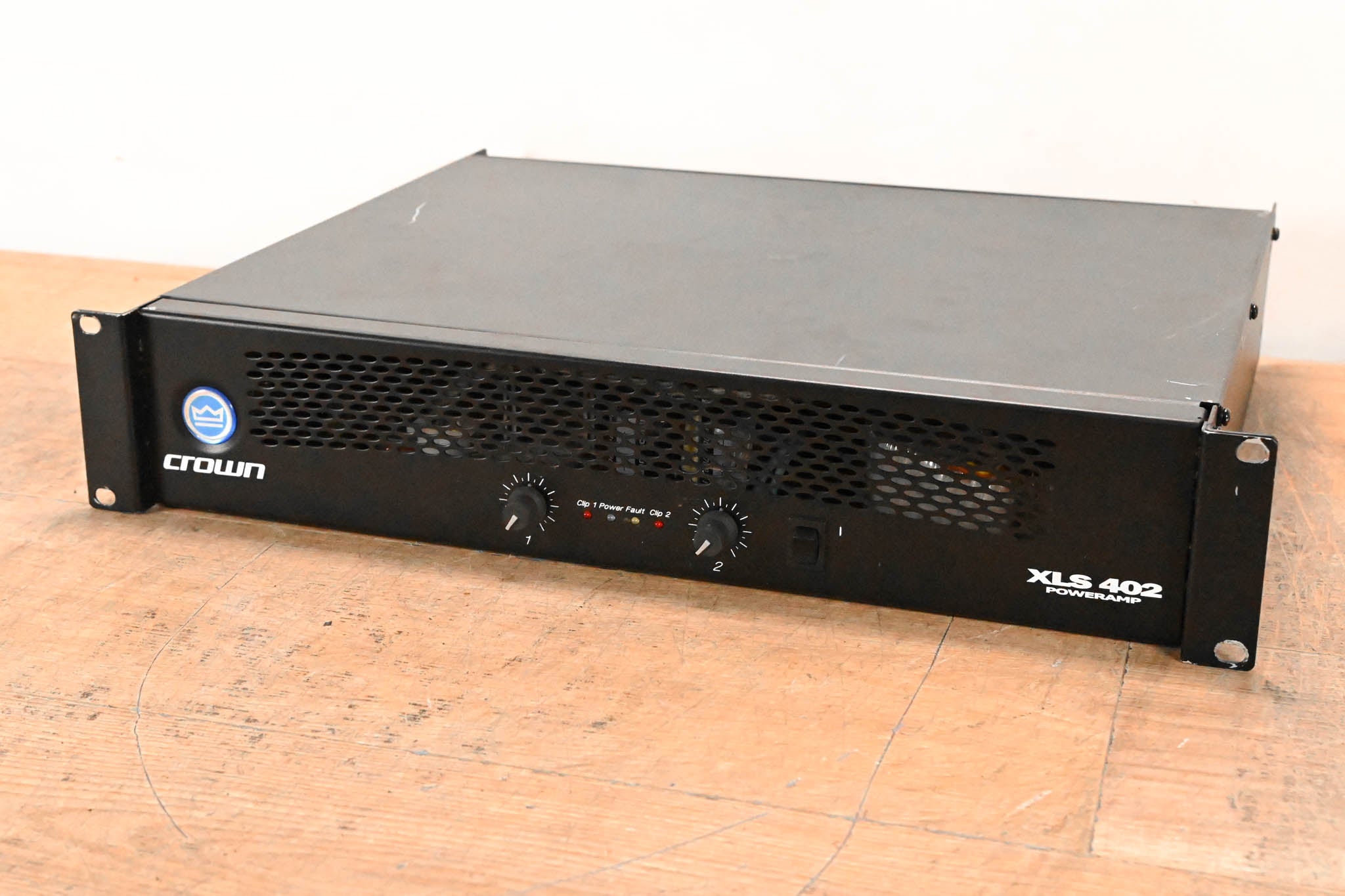 Crown XLS 402 2-Channel Power Amplifier
