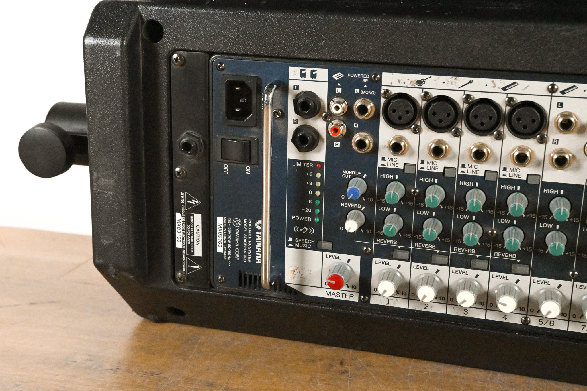 Yamaha Stagepas 300 Portable PA System