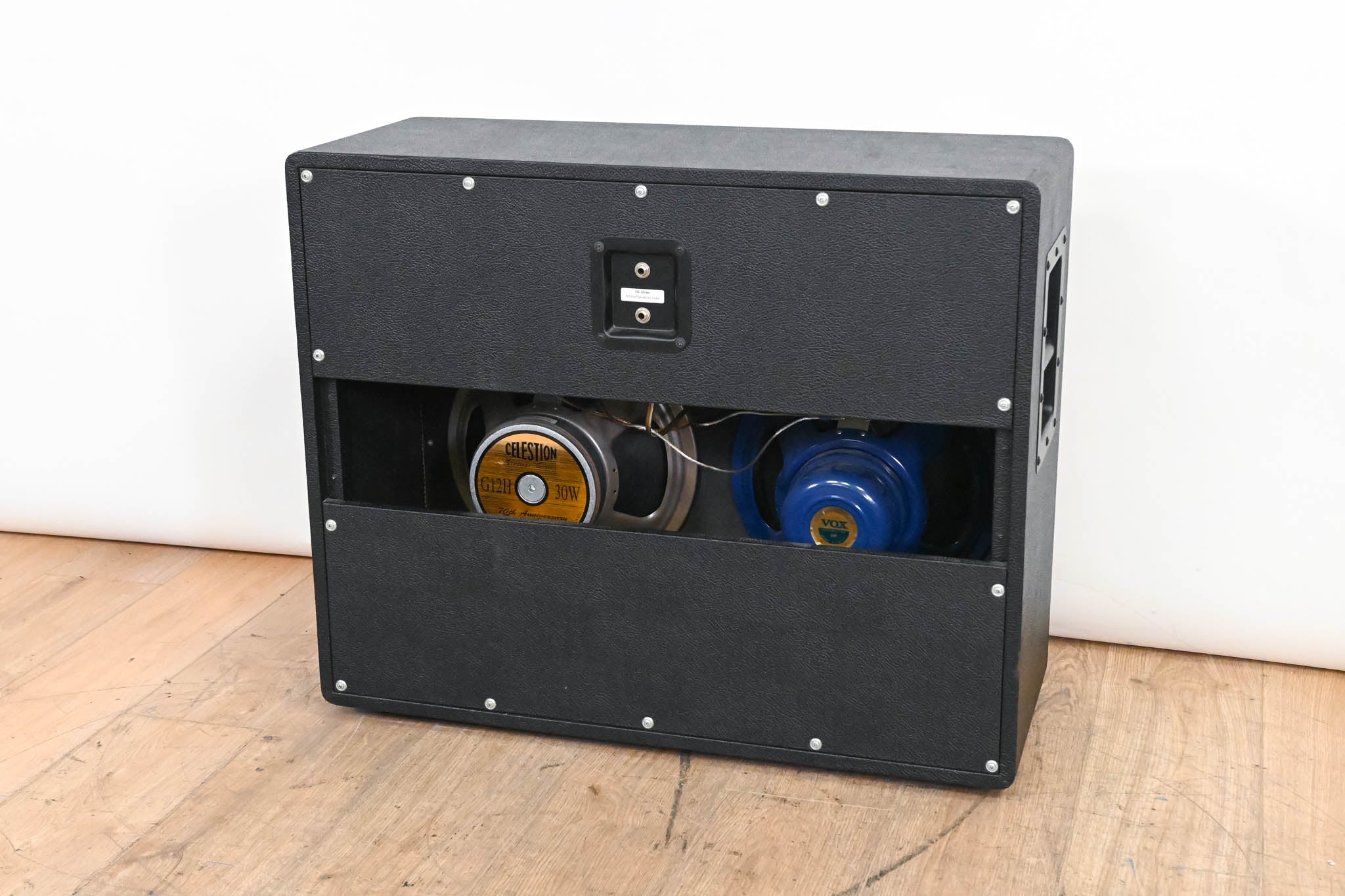 Avatar Speakers 2x12 16 ohm Cabinet
