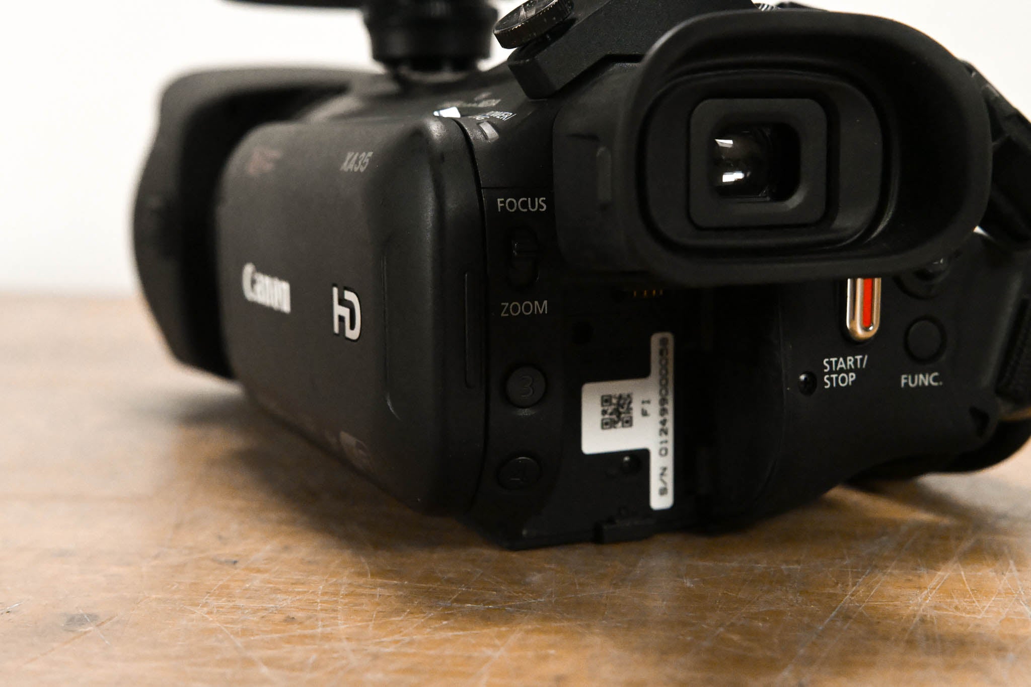 Canon XA35 HD Professional Camcorder w/ XLR Handle & HD/SD-SDI Output
