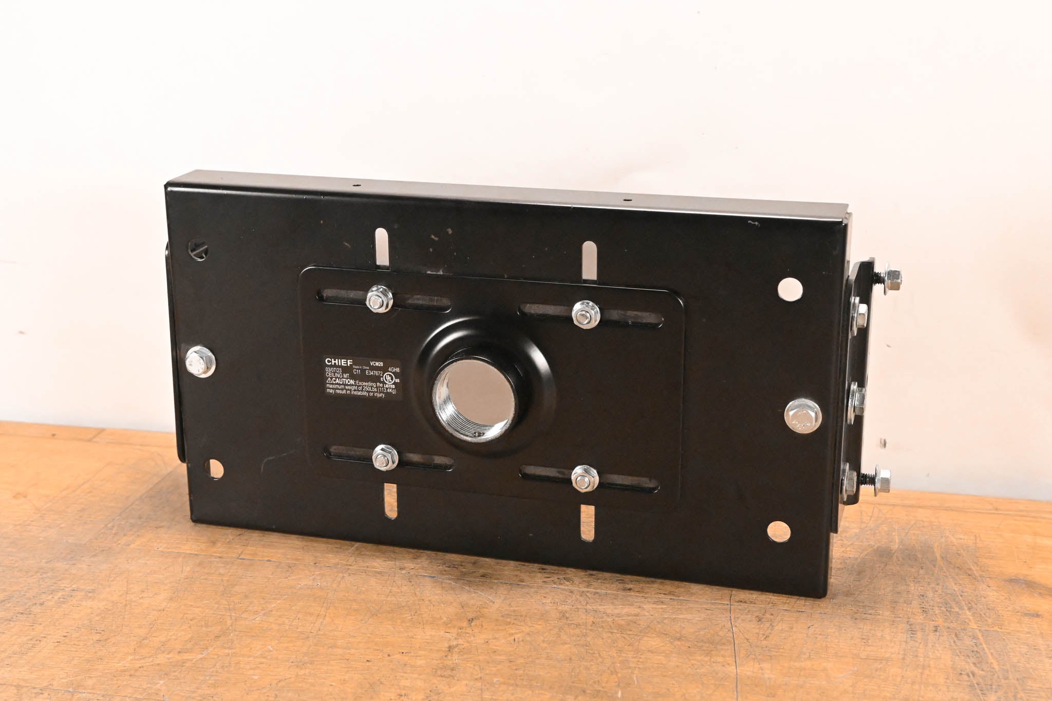 Chief VCM-20 Heavy Duty LCD/CRT Projector Ceiling Mount