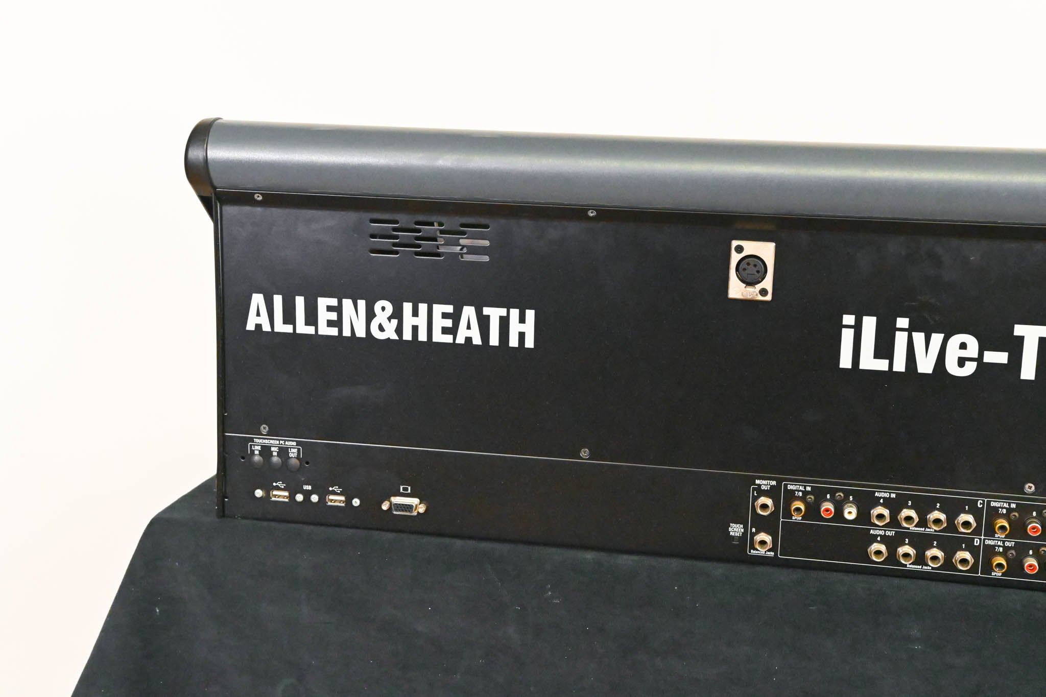 Allen & Heath iLive-T112 Mixing Surface with iDR-48 Fixed Format MixRack