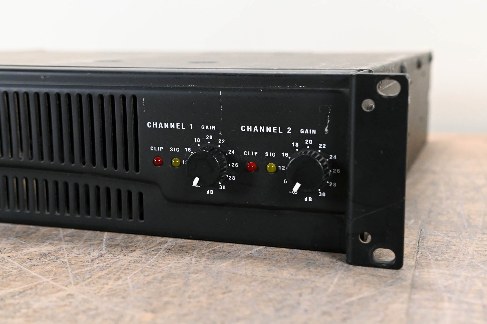 QSC RMX850 2-Channel Power Amplifier