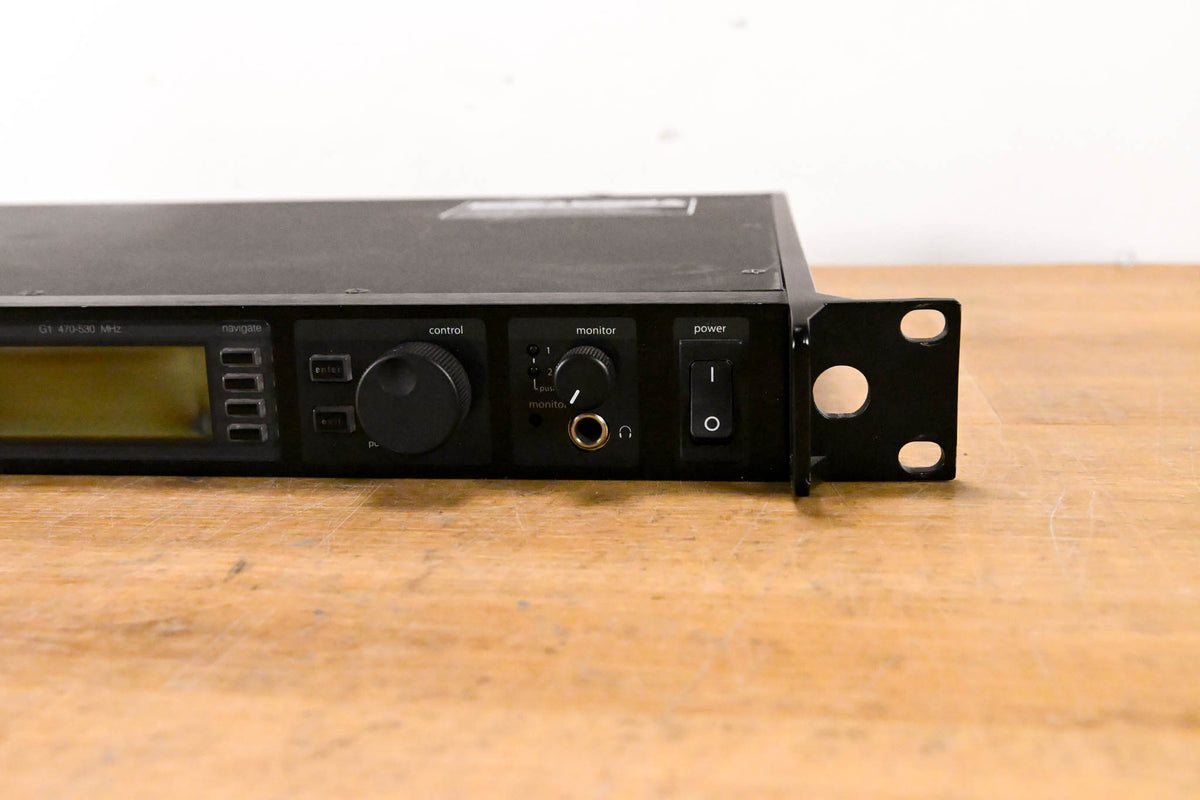 Shure UR4D+ Dual-Channel Wireless Receiver - G1 Band: 470-530 MHz