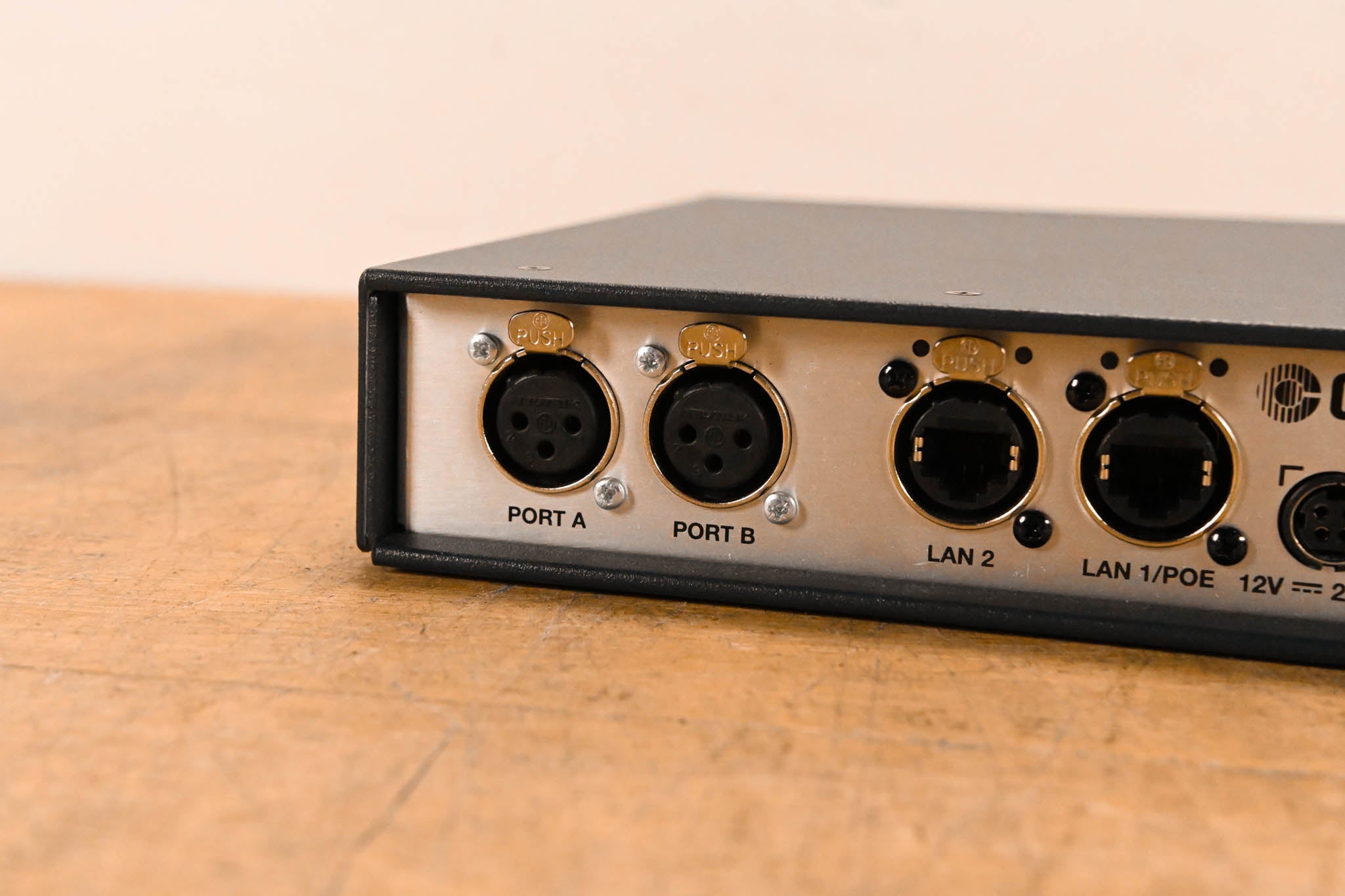 Clear-Com LQ-2W2 Compact 2-Port Partyline IP Interface (NO POWER SUPPLY)