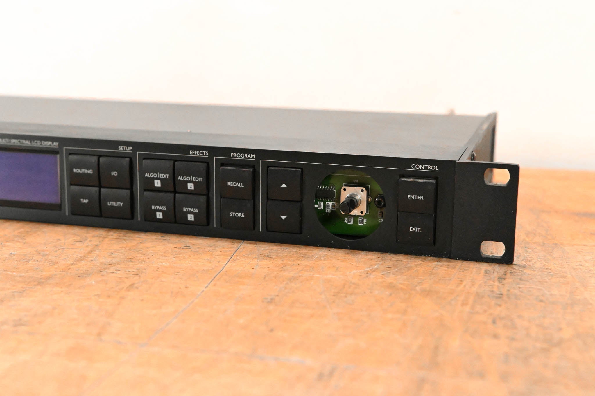 TC Electronic M-ONE XL Dual-Engine Effects Processor