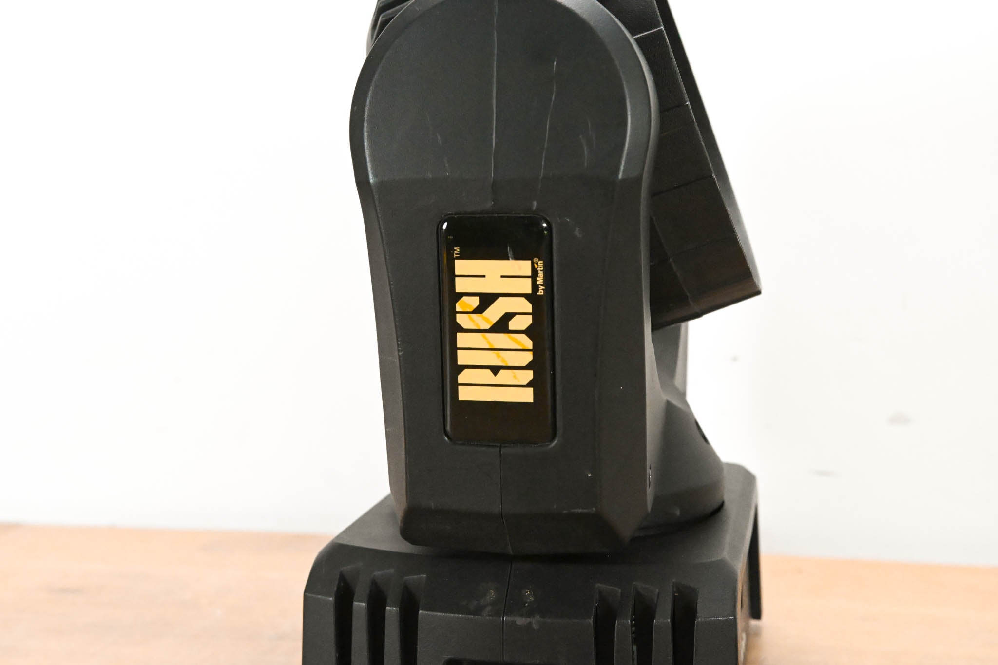 Martin Lighting RUSH MH 2 Wash LED Wash Moving Head Fixture