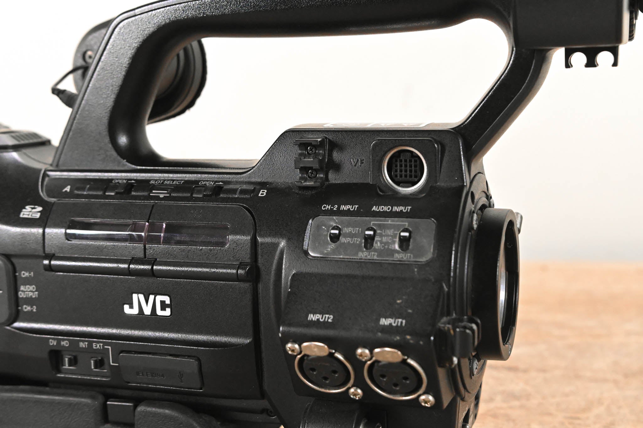 JVC GY-HM700CHU ProHD Compact Shoulder Solid State Camcorder