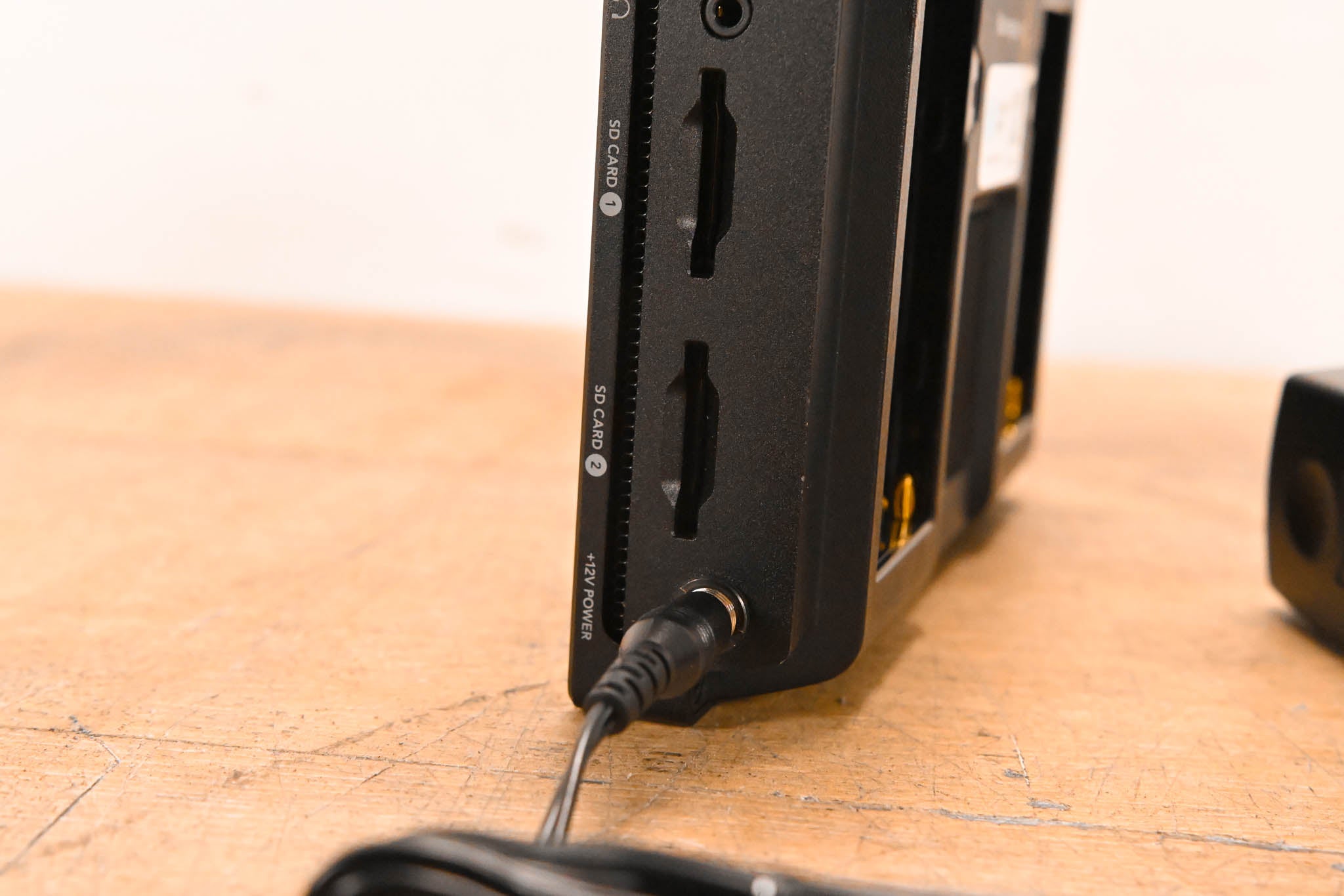 Blackmagic Design Video Assist 7" 12G-SDI/HDMI HDR Recording Monitor