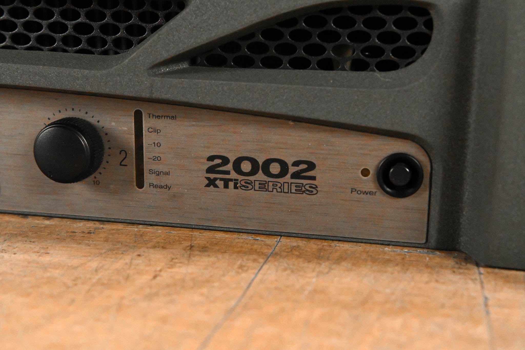 Crown XTi 2002 2-Channel Power Amplifier