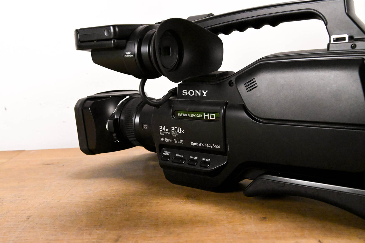 Sony HXR-MC2500 1/4-inch Exmor R CMOS Sensor HD / SD AVCHD Camcorder