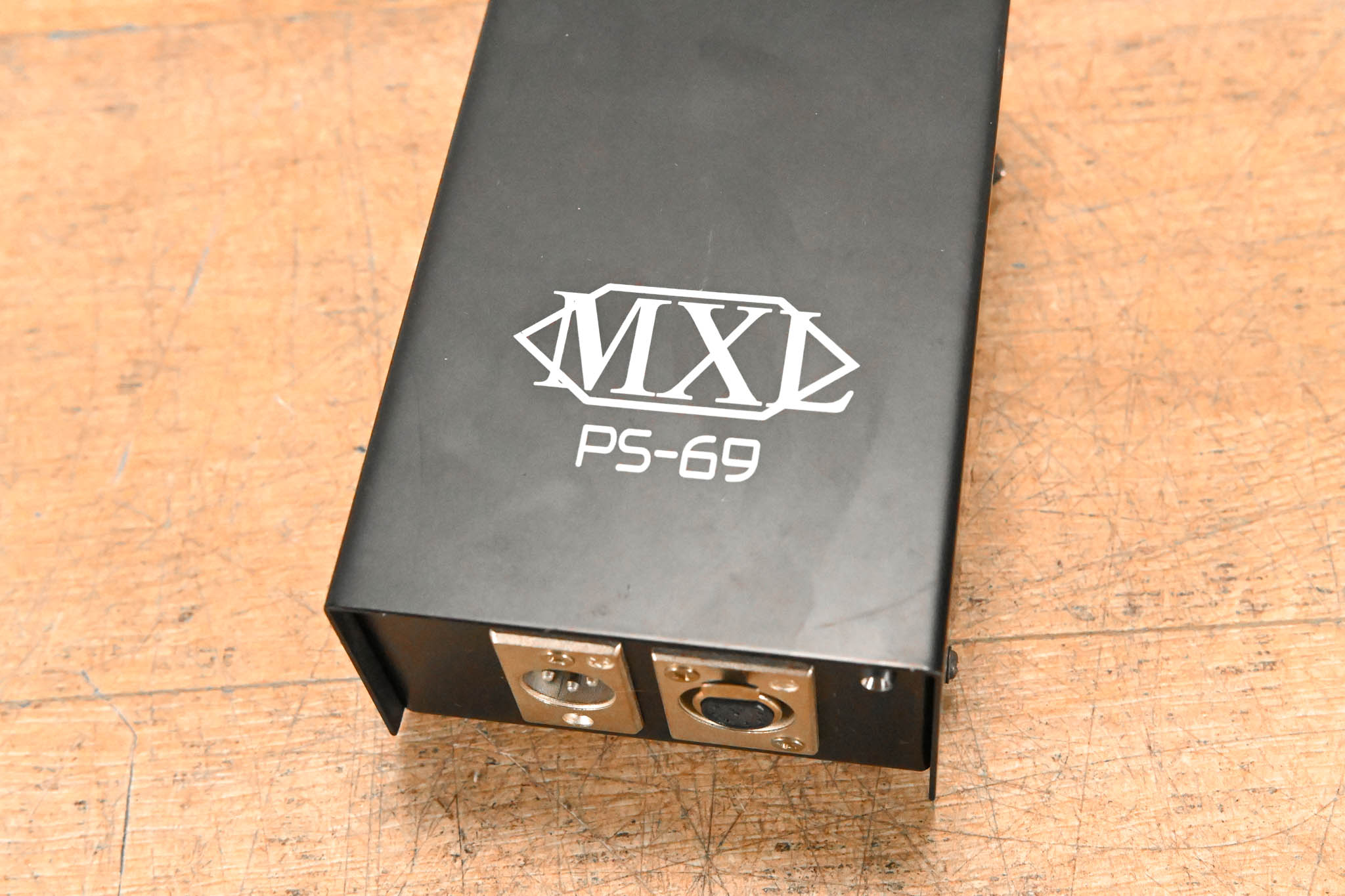 MXL V69M Mogami Edition Tube Condenser Microphone w/ PS-69 Power Supply