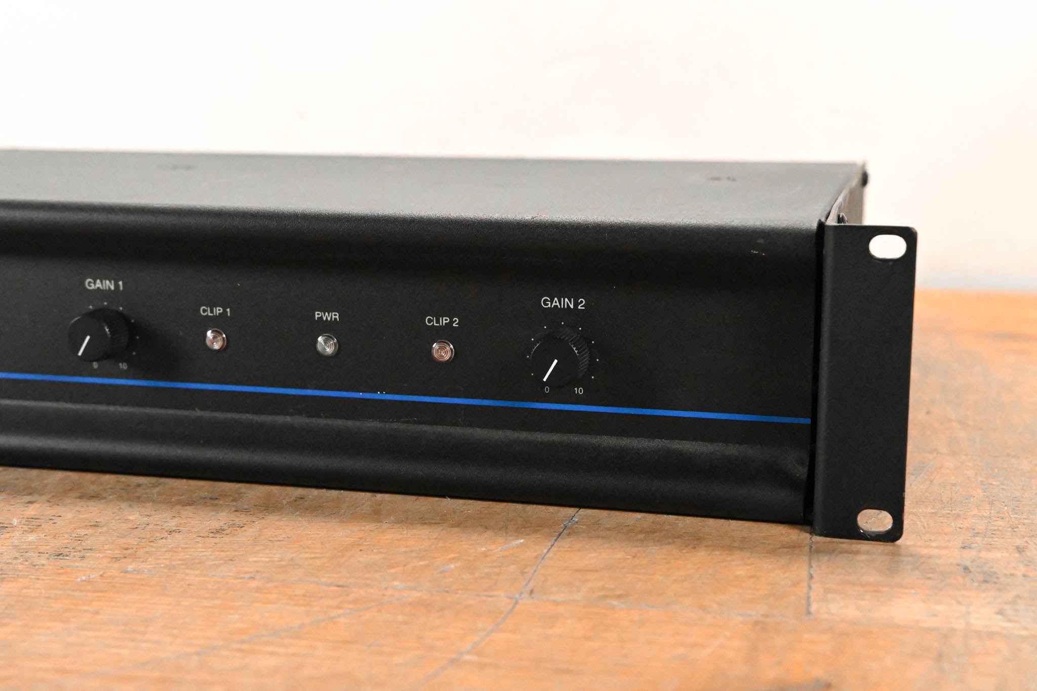 QSC MX 700 2-Channel Power Amplifier