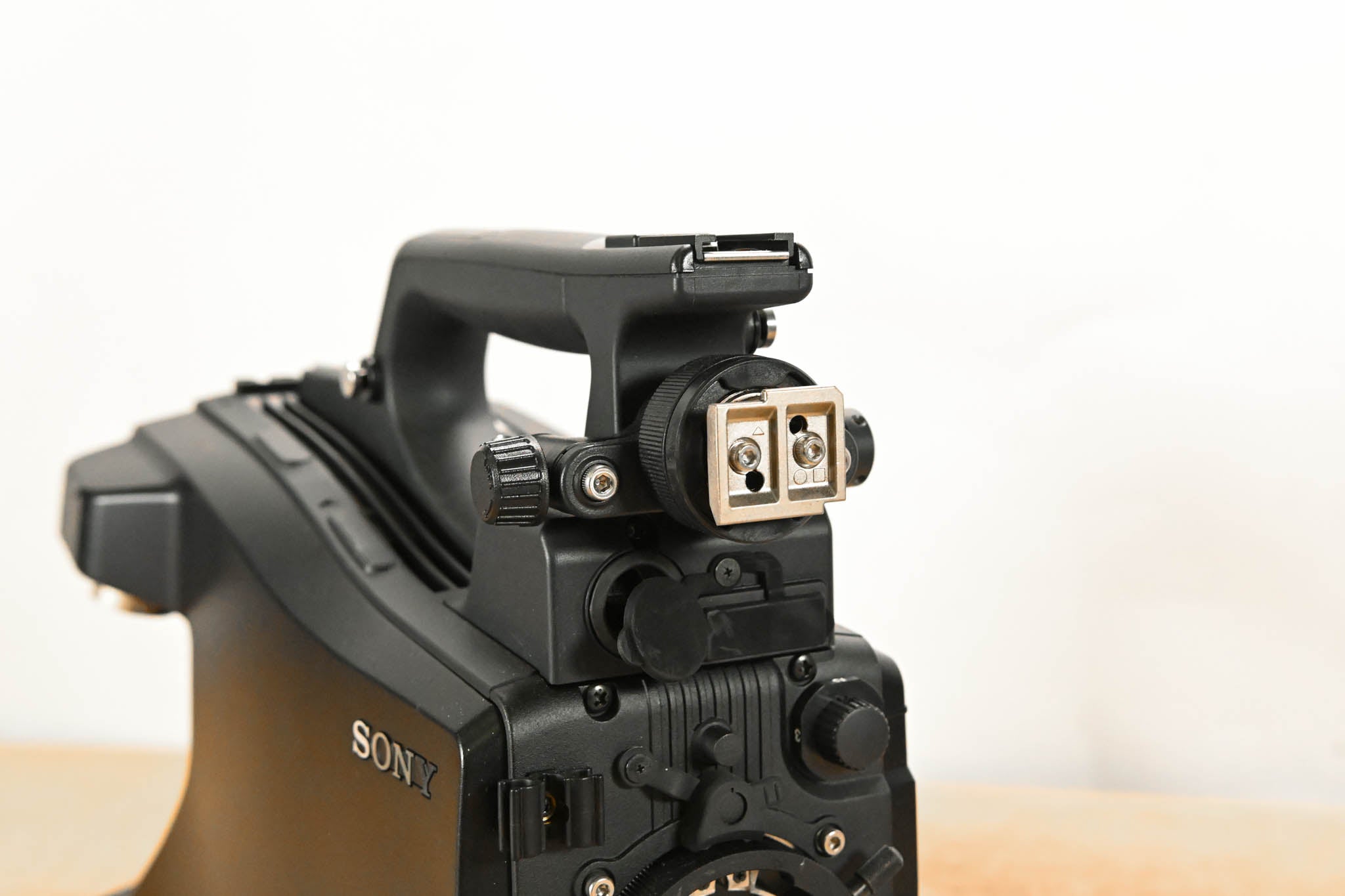 Sony HXC-D70 HD/SD Studio Camera