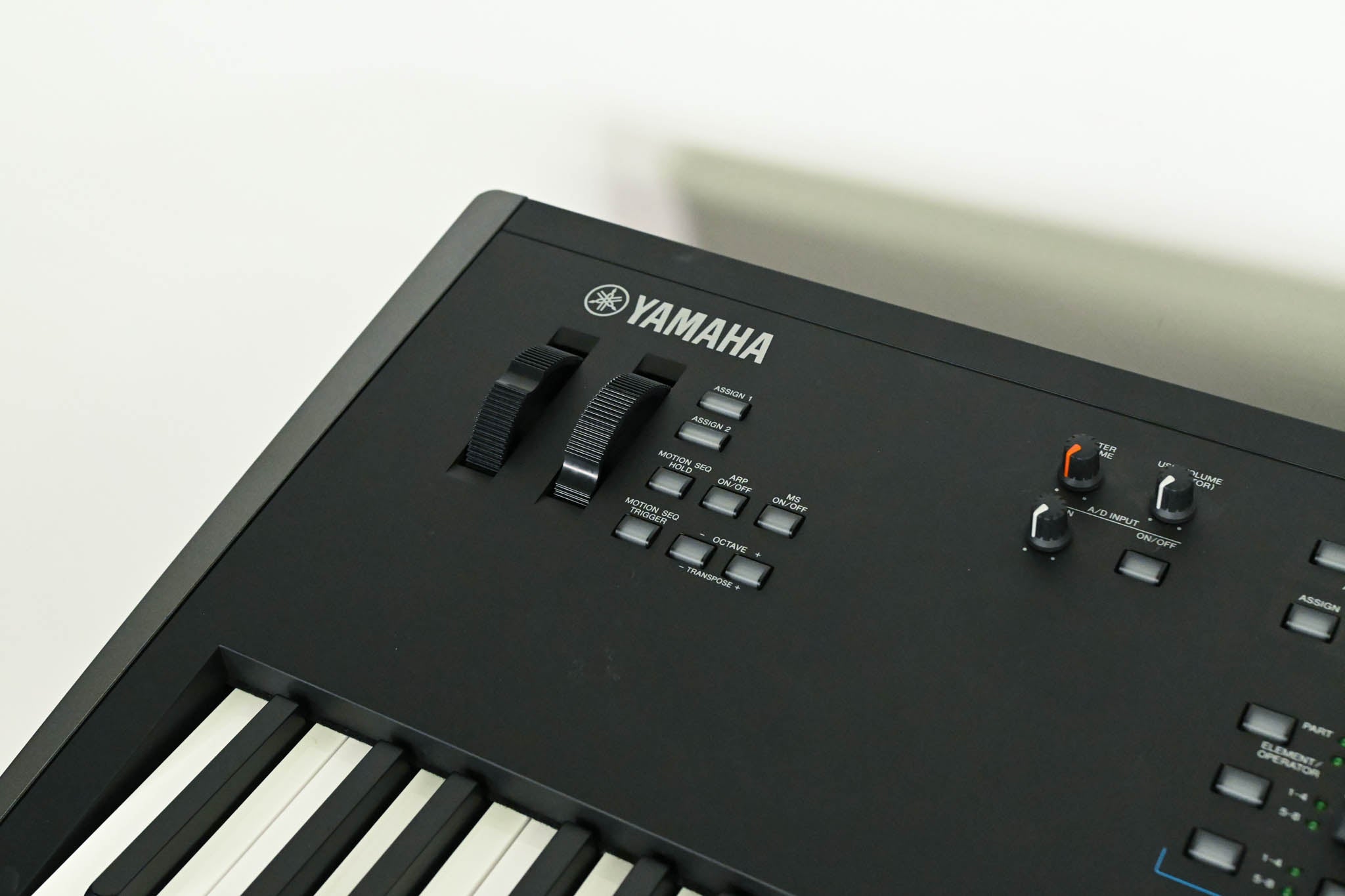 Yamaha MODX8 88-Key Synthesizer Workstation (NO POWER SUPPLY)