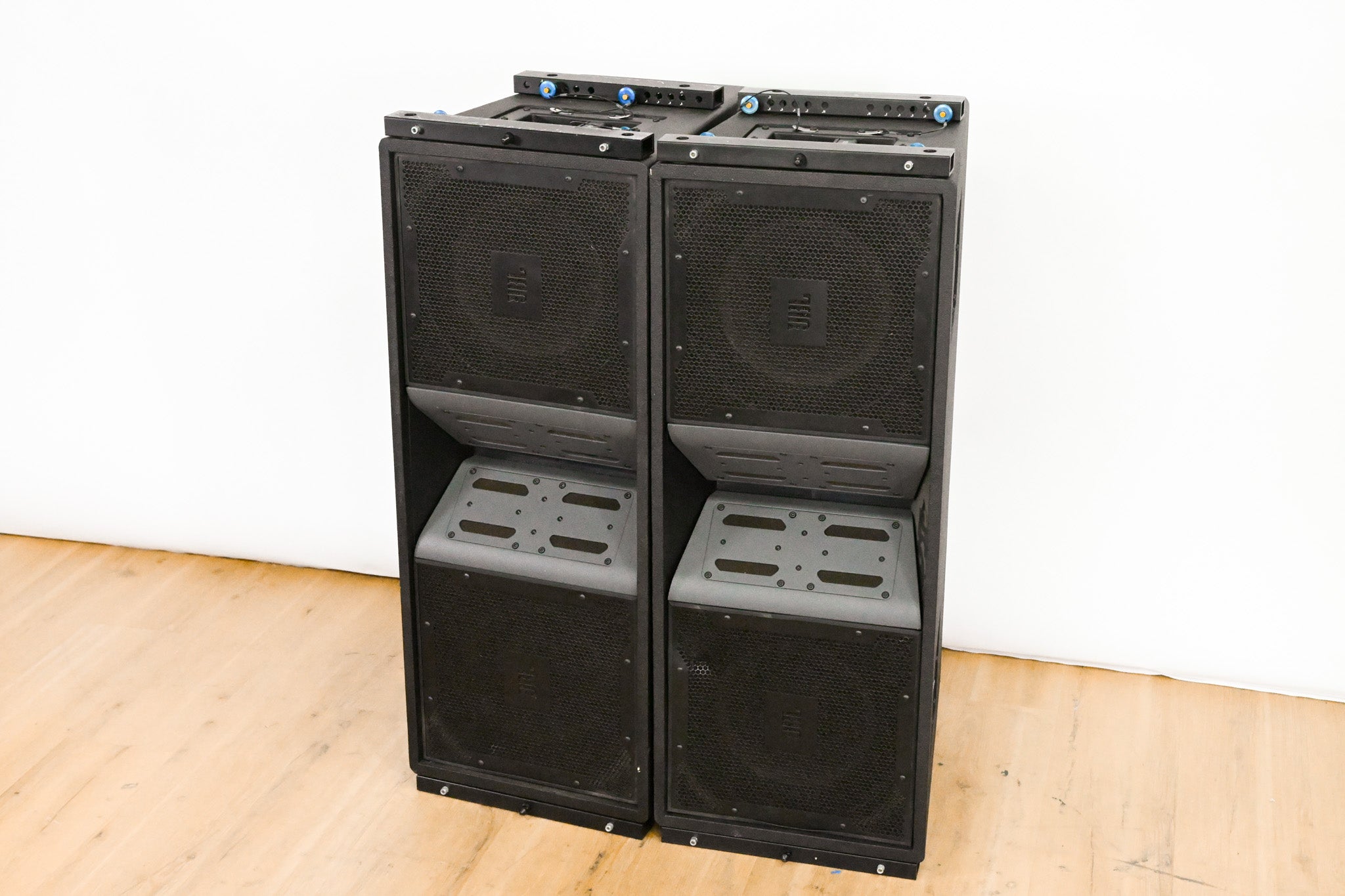 JBL VT4888DP Powered 3-Way Line Array Speaker (PAIR)