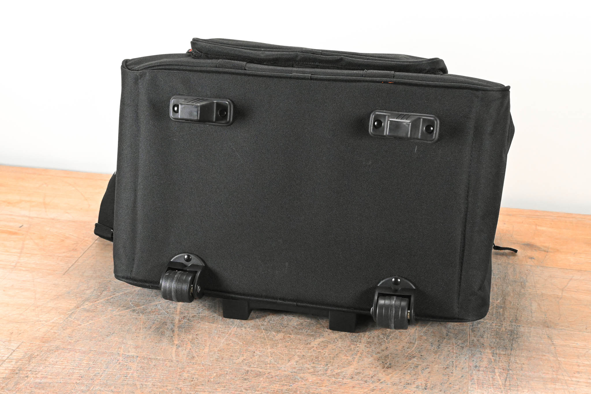 Gator Cases G-LIGHTBAG-1911W Tote Bag w/ Wheels for four LED PAR Lights