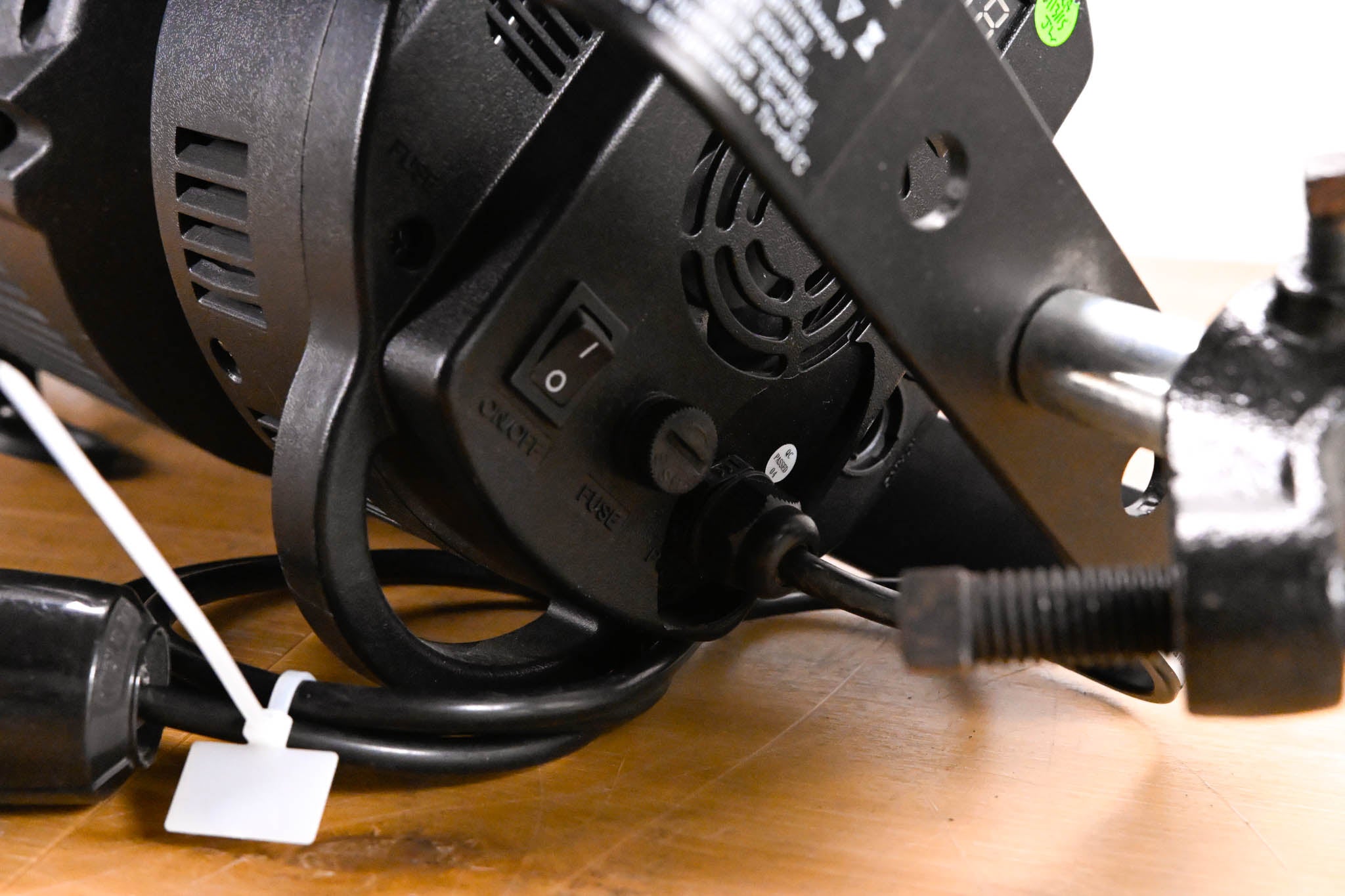 Lightronics FXLE1232 LED Profile Spot 19° LED Ellipsoidal Spotlight