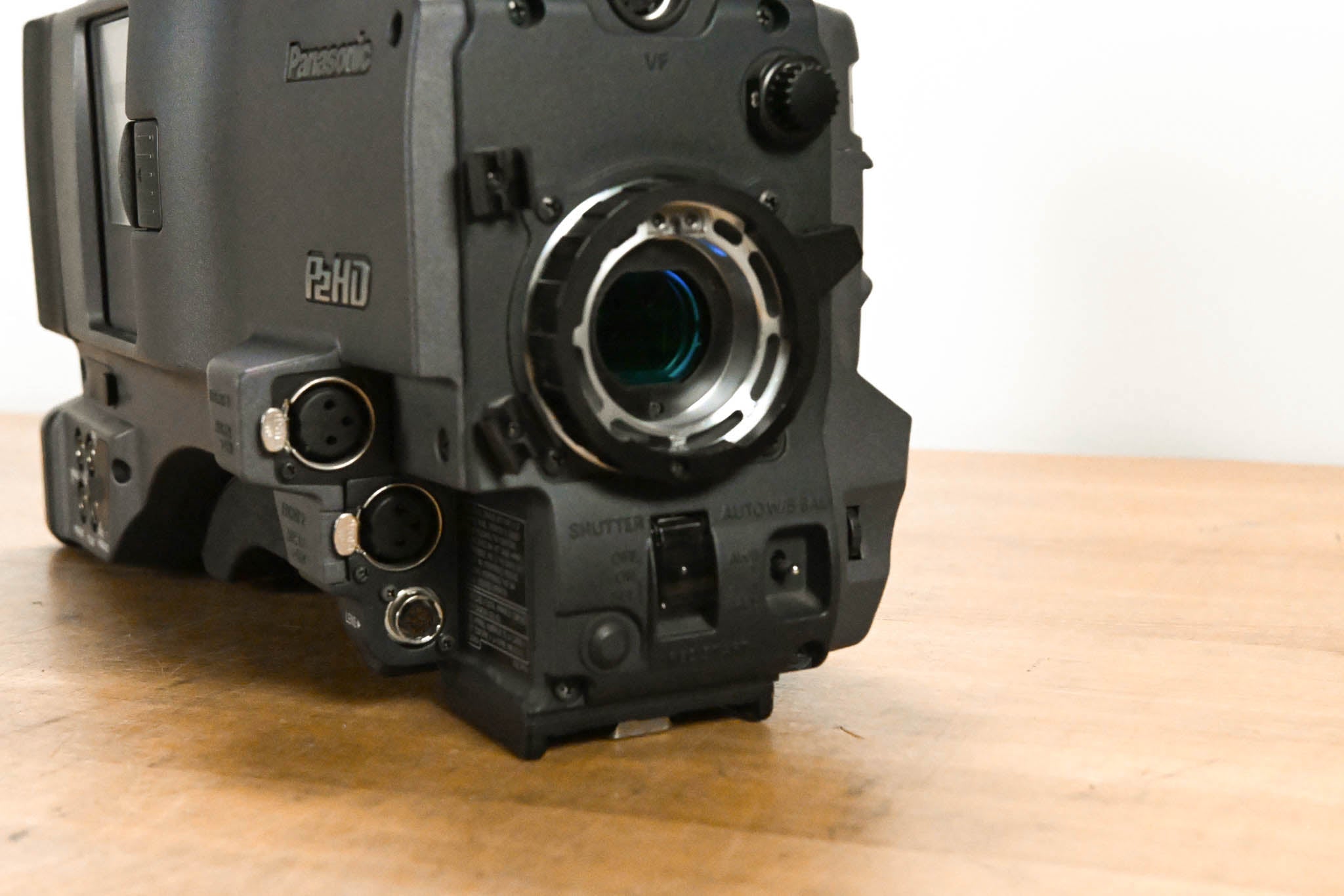 Panasonic AG-HPX500P 2/3" Shoulder-Mounted P2HD Camcorder