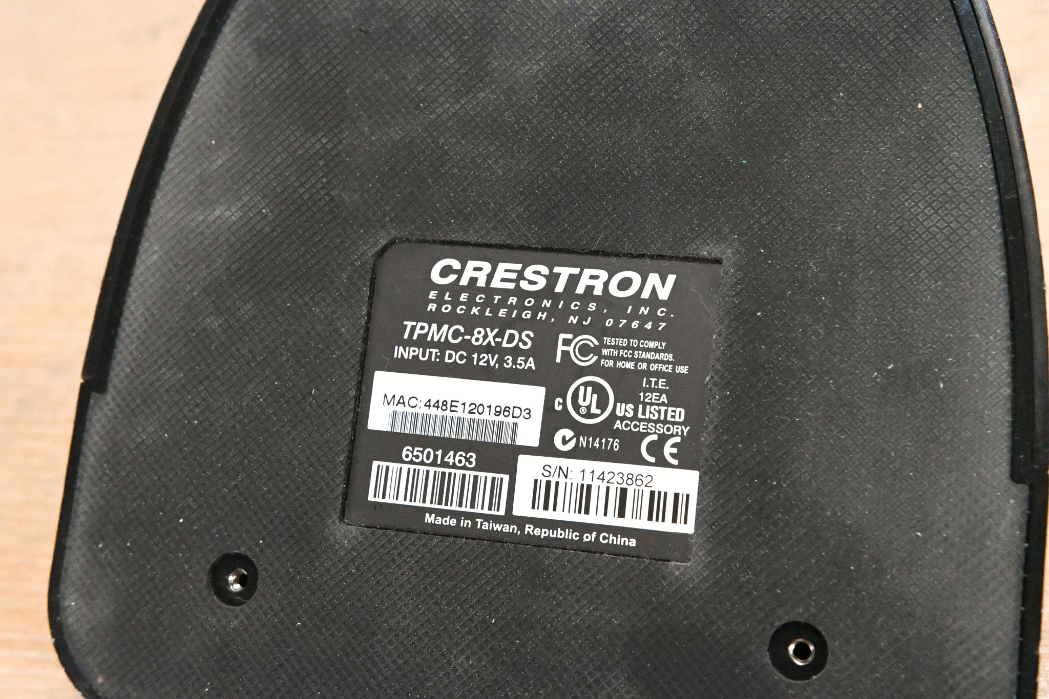 Crestron TPMC-8X-DS Desktop Docking Station for TPMC-8X Screen (NO PSU)