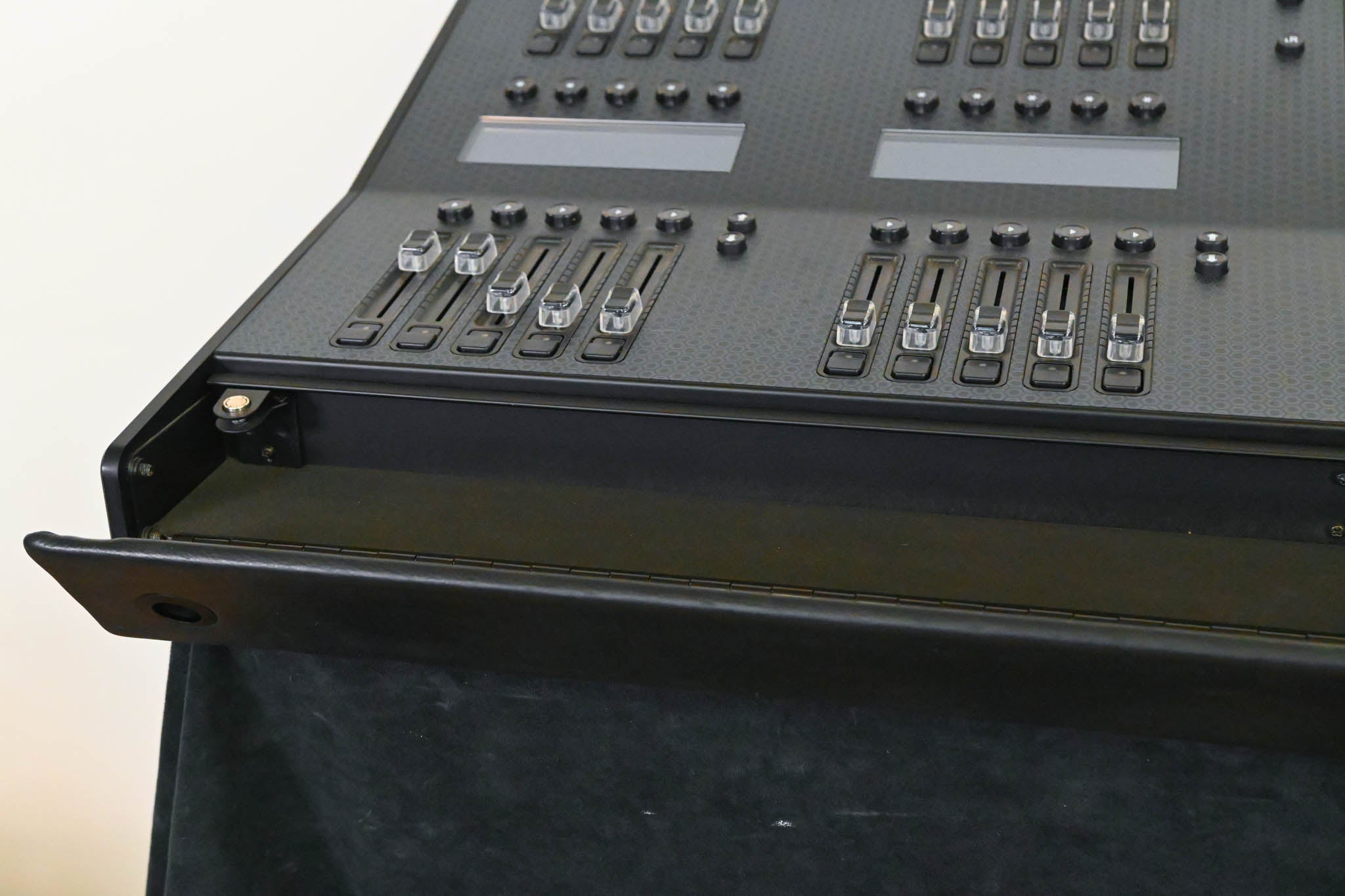 Jands Vista L5 Lighting Control Console