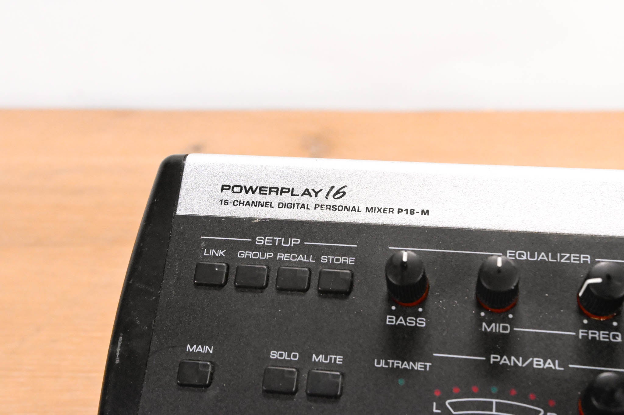 Behringer Powerplay P16-M 16-Channel Digital Personal Mixer