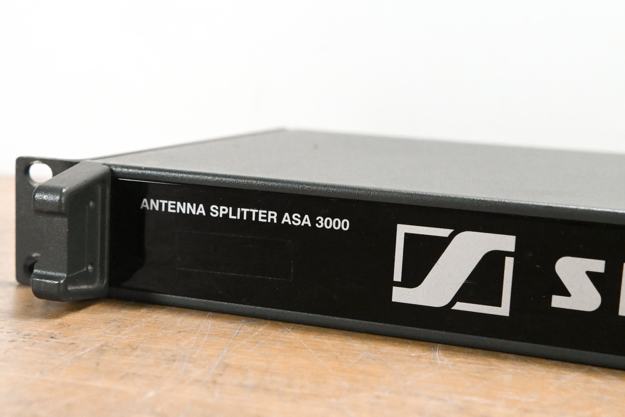 Sennheiser ASA 3000 Active Antenna Splitter