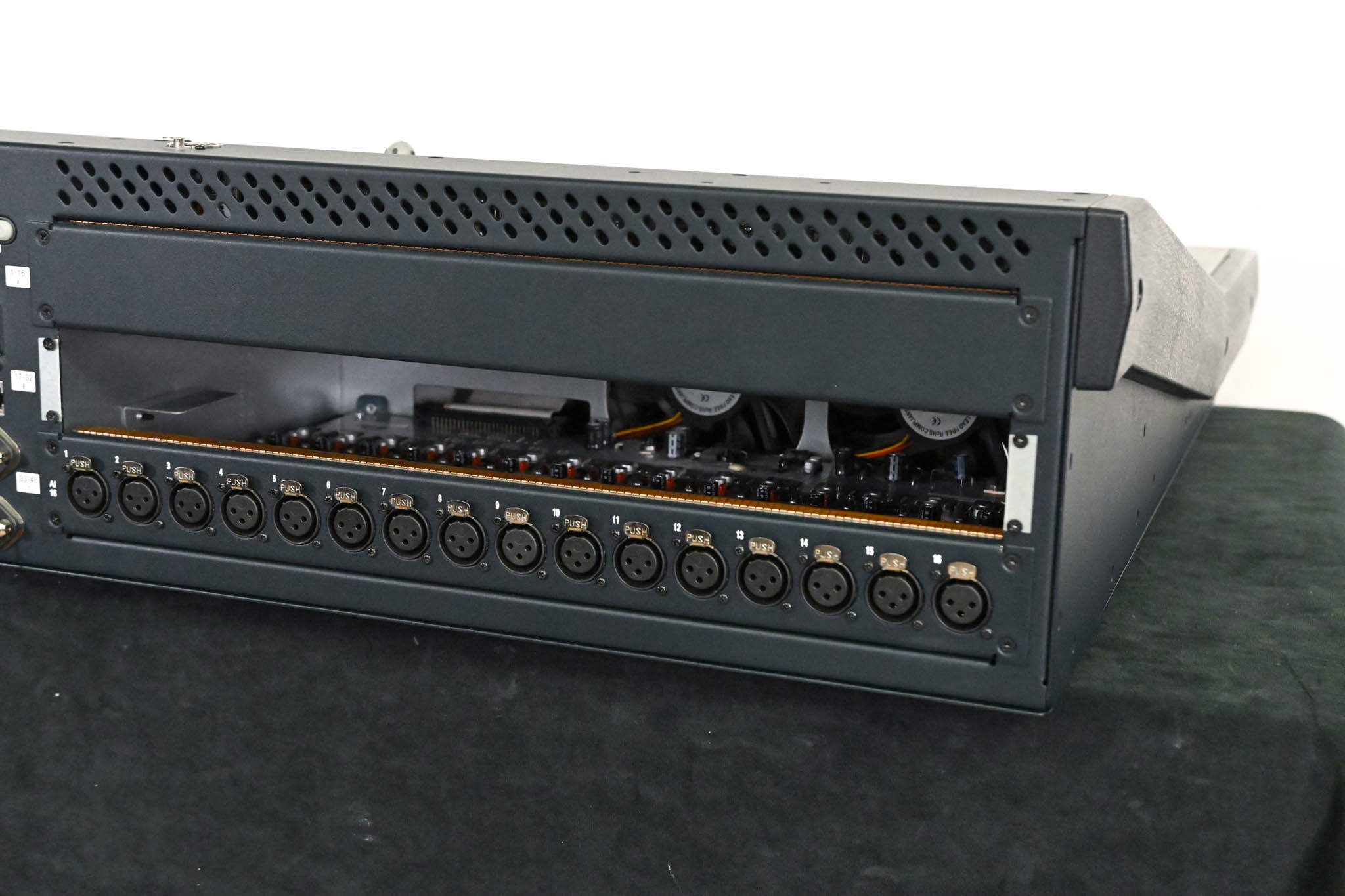 AVID VENUE SC48 Digital Audio Mixing Console