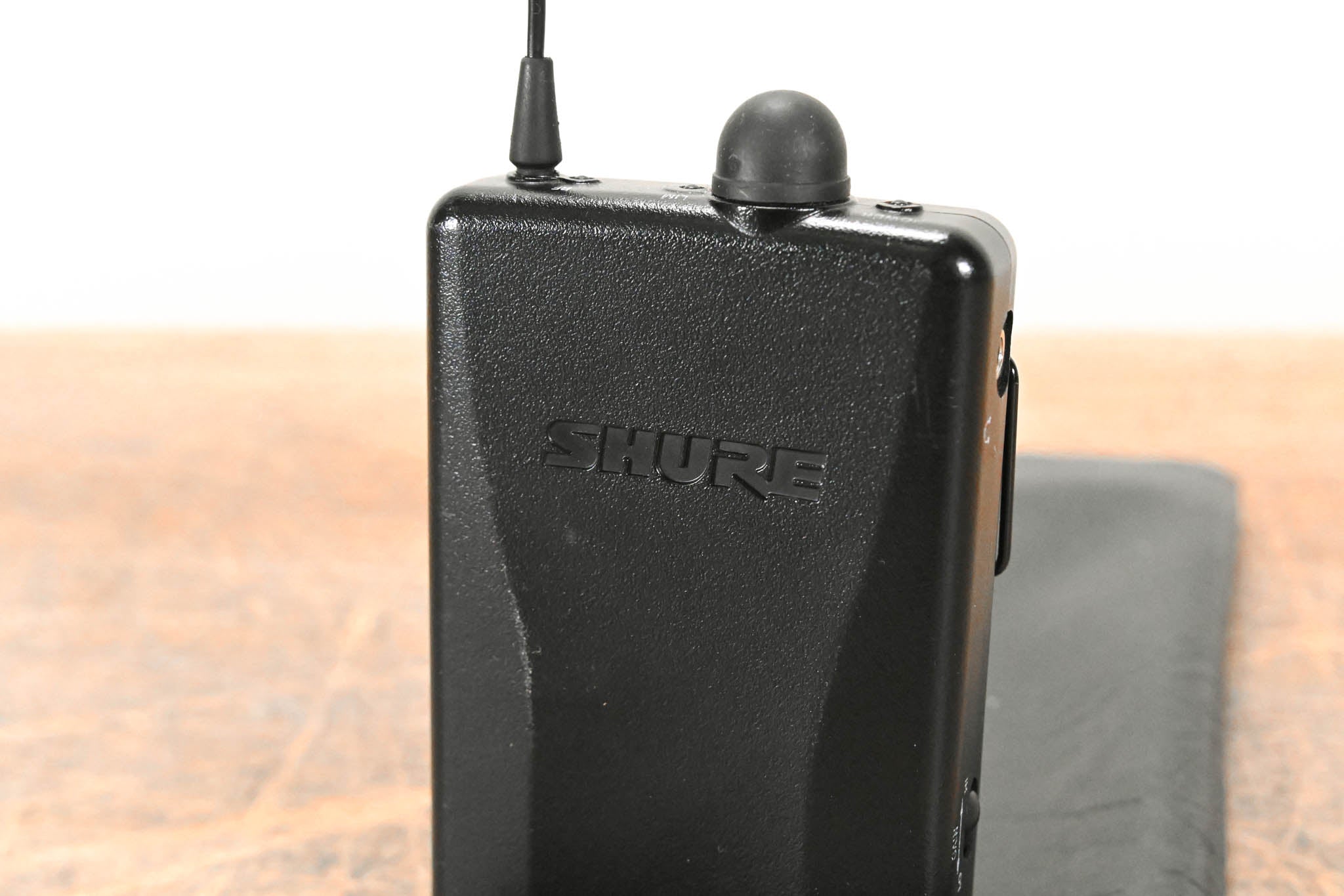 Shure PSM200 In-Ear Personal Monitoring System - H2 Band NO POWER SUPPLY