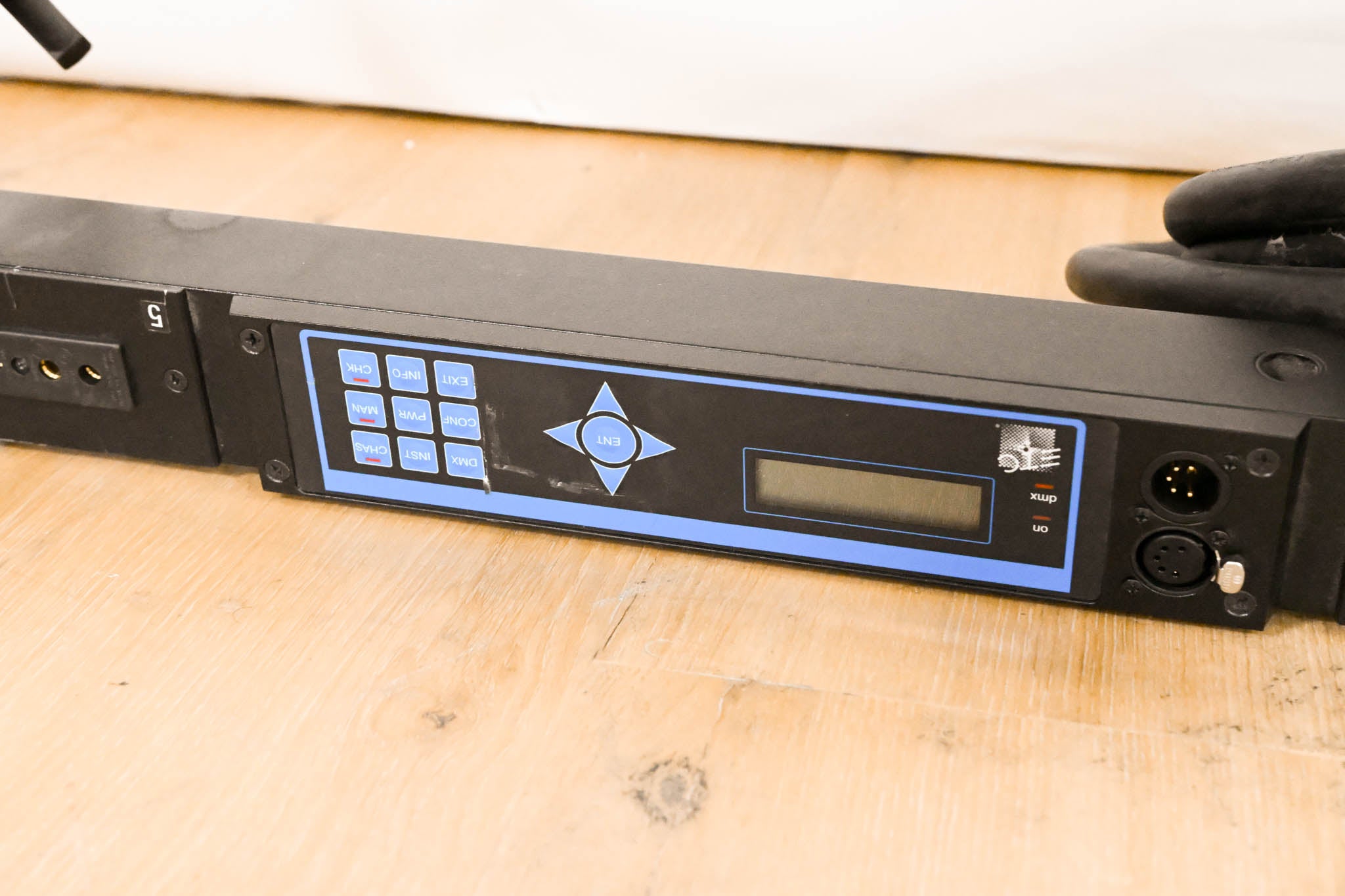 ETC SB6-10M 6 x 10A (1200W) SmartBar with Stage Pin Connectors