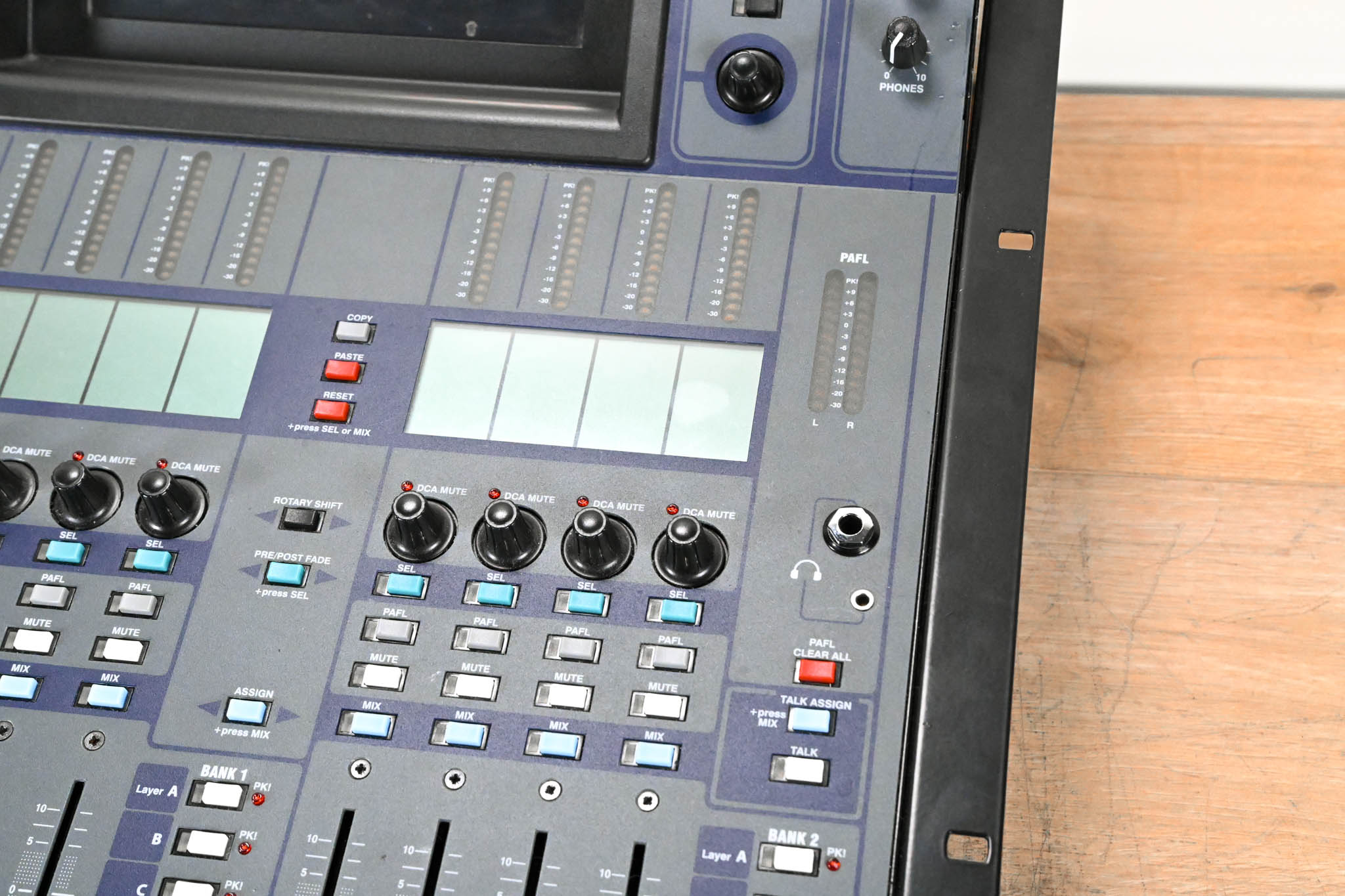 Allen & Heath iLive-R72 Digital Mixing Surface