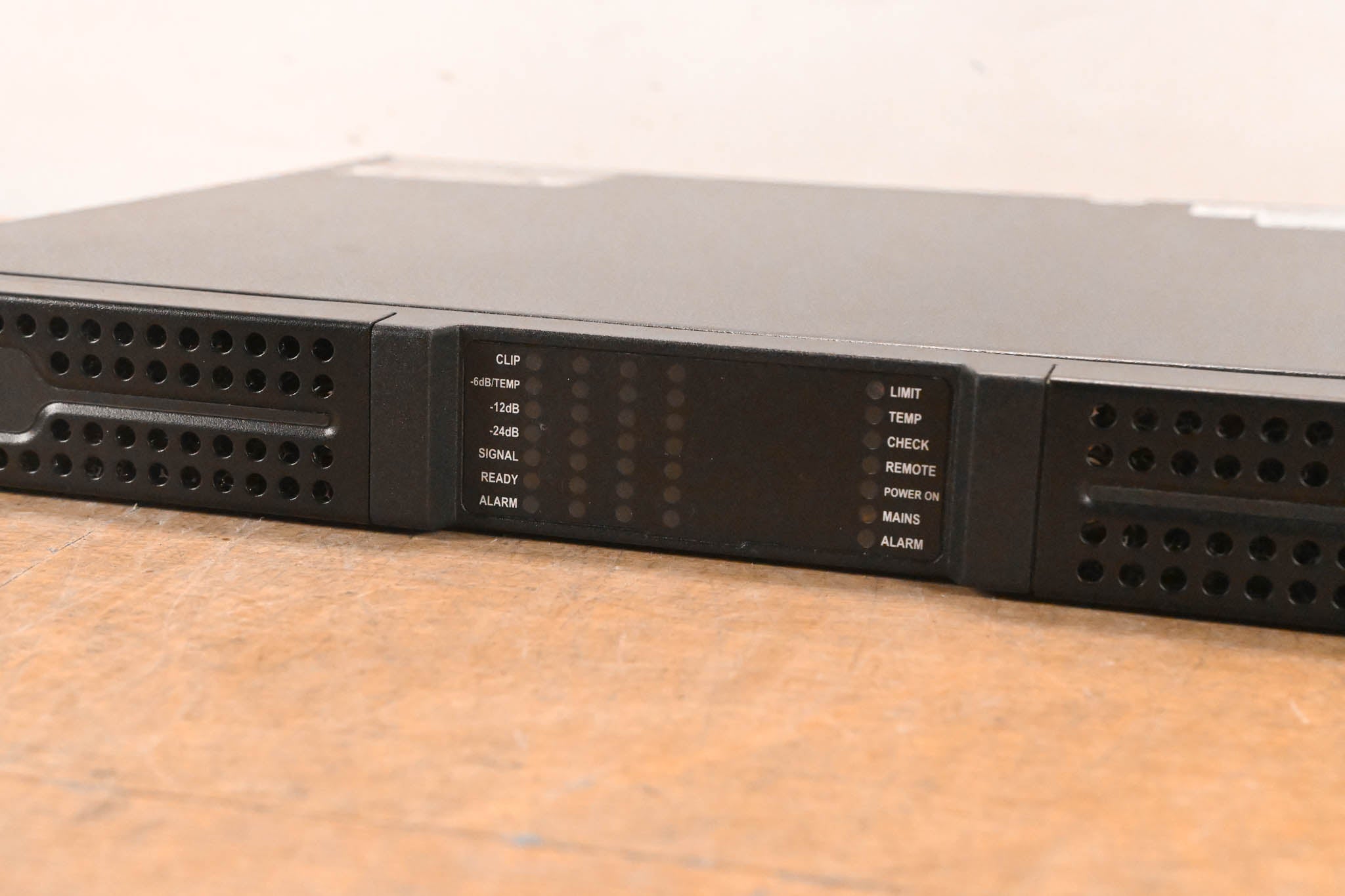 Void Bias Q2 4-Channel DSP Power Amplifier w/ Dante