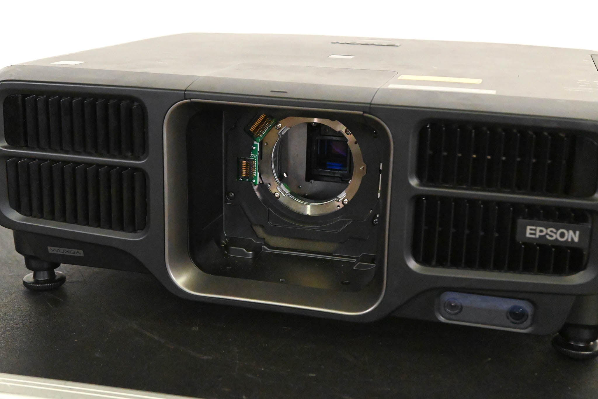 Epson L1505UH WUXGA 3LCD Laser Projector With Road Case