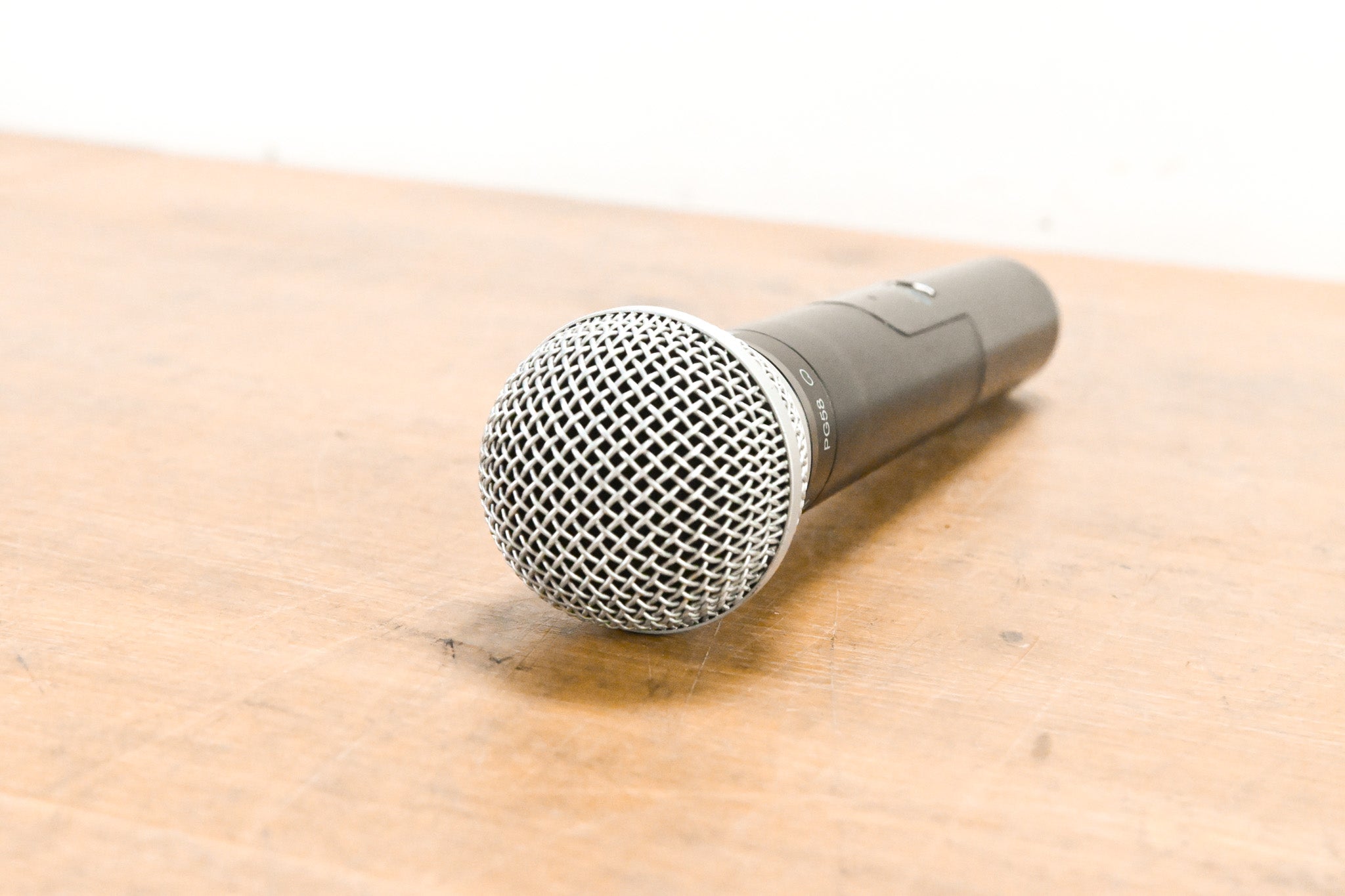 Shure PGXD24/PG58-X8 Digital Wireless Handheld System - X8 Band (NO PSU)